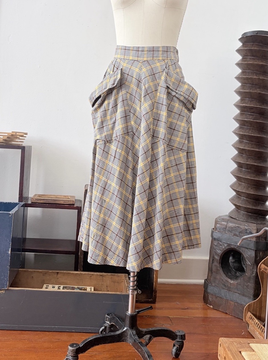 Vintage 1930s 1940s Plaid Cotton High Waist A-Line Skirt Oversized Pockets Brown