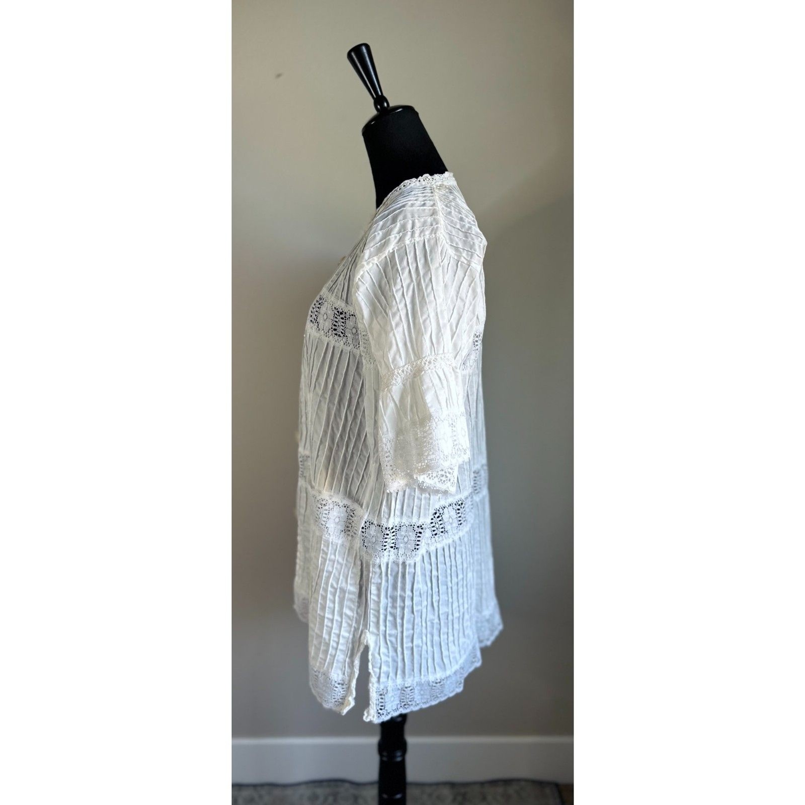 Vintage Women’s White Pin Tuck Pleat Lace Trim Button Front Cotton Jacket Size L