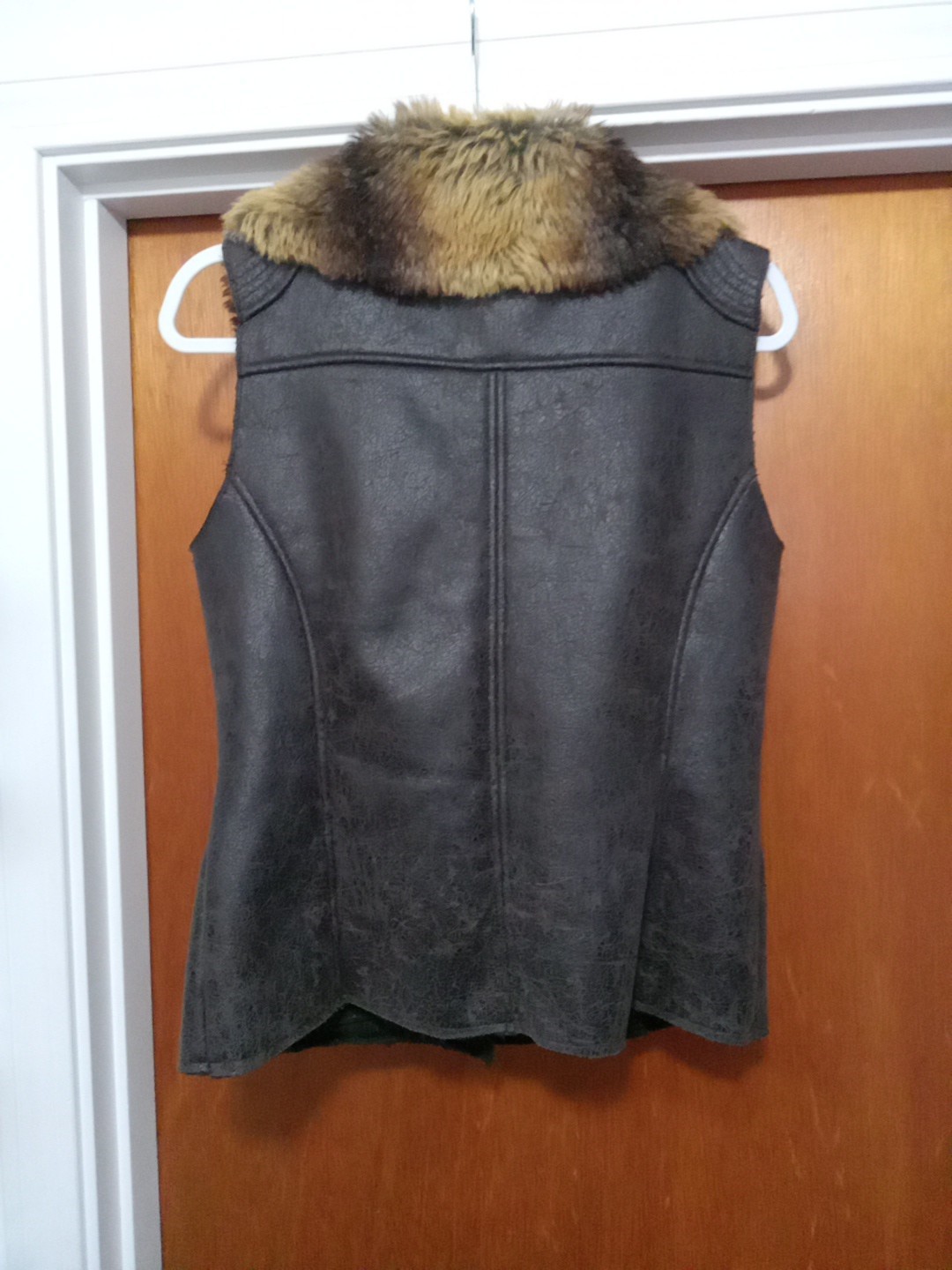 Yoki Women’s New York Collection Vest Vegan Leather Brown Sleeveless Size Med