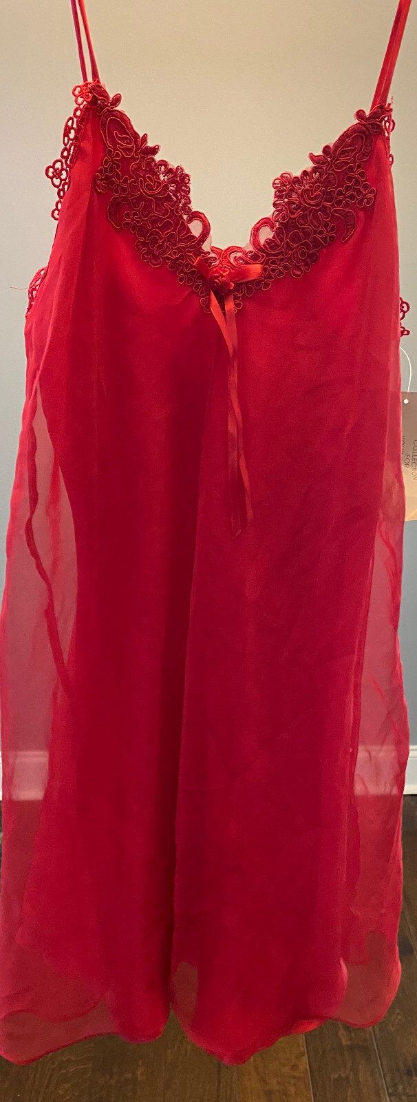 Vintage Collections by Intime of California Red Nightgown Teddy Small w/tags