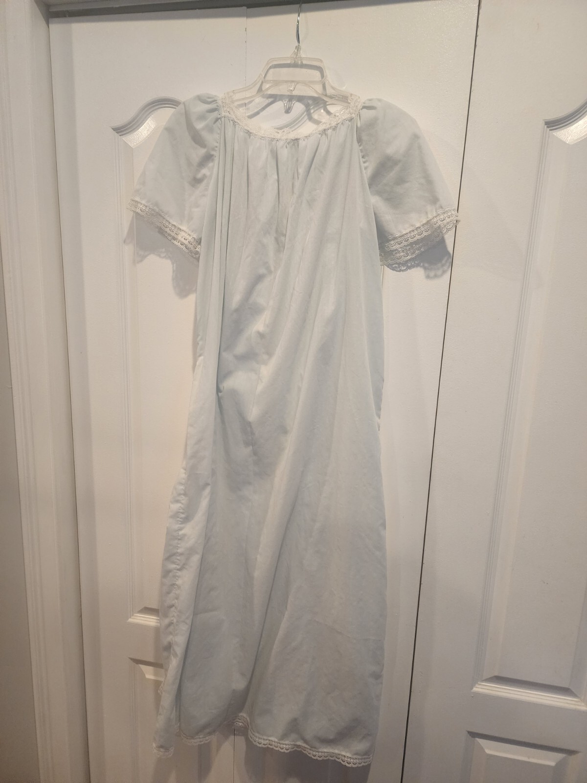 Vintage Night Gown Pale Blue and Lace Crisp and Clean Cotton Poly Blend Medium