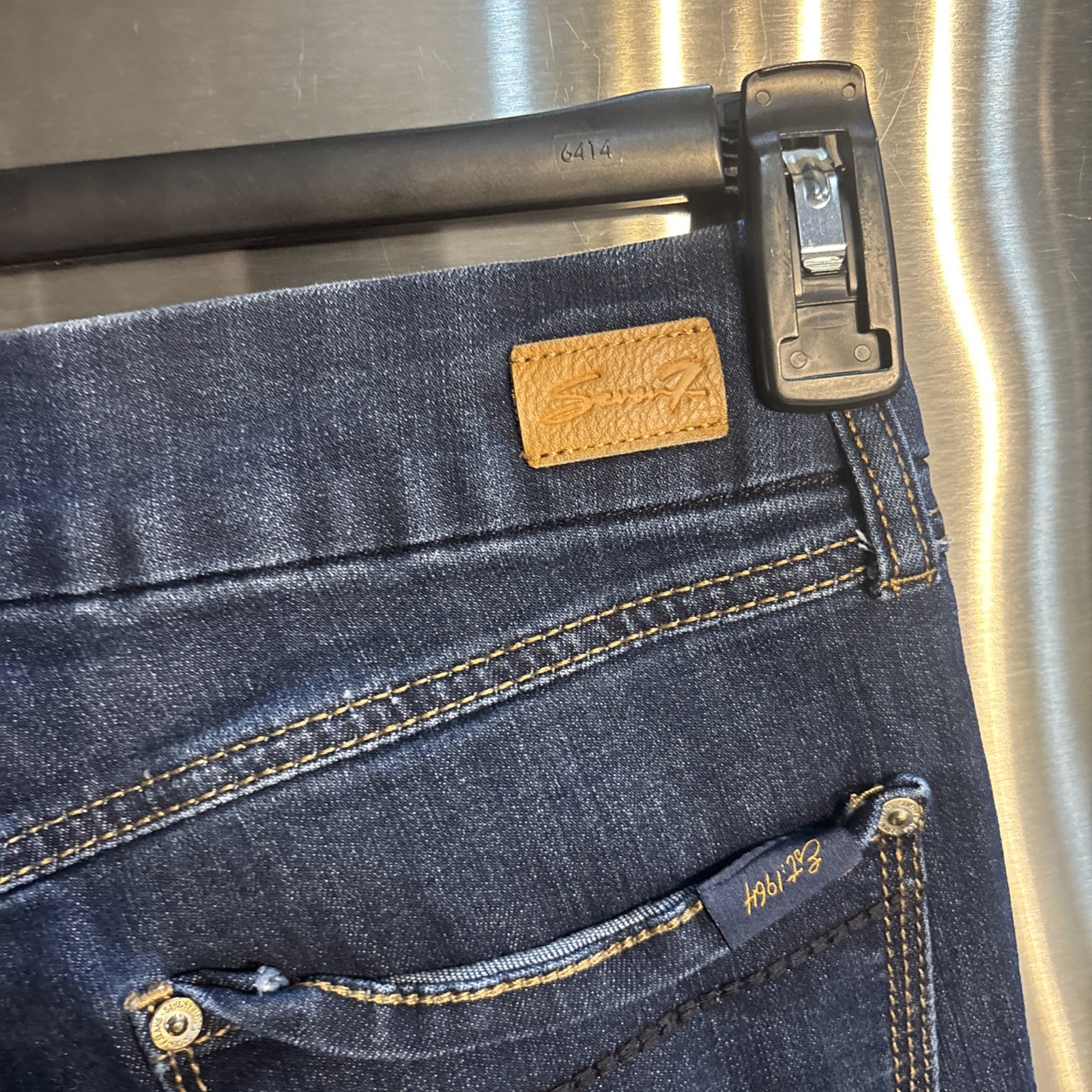 Seven7 Women’s Skinny Jeans Dark Wash Stretch Denim SZ 4