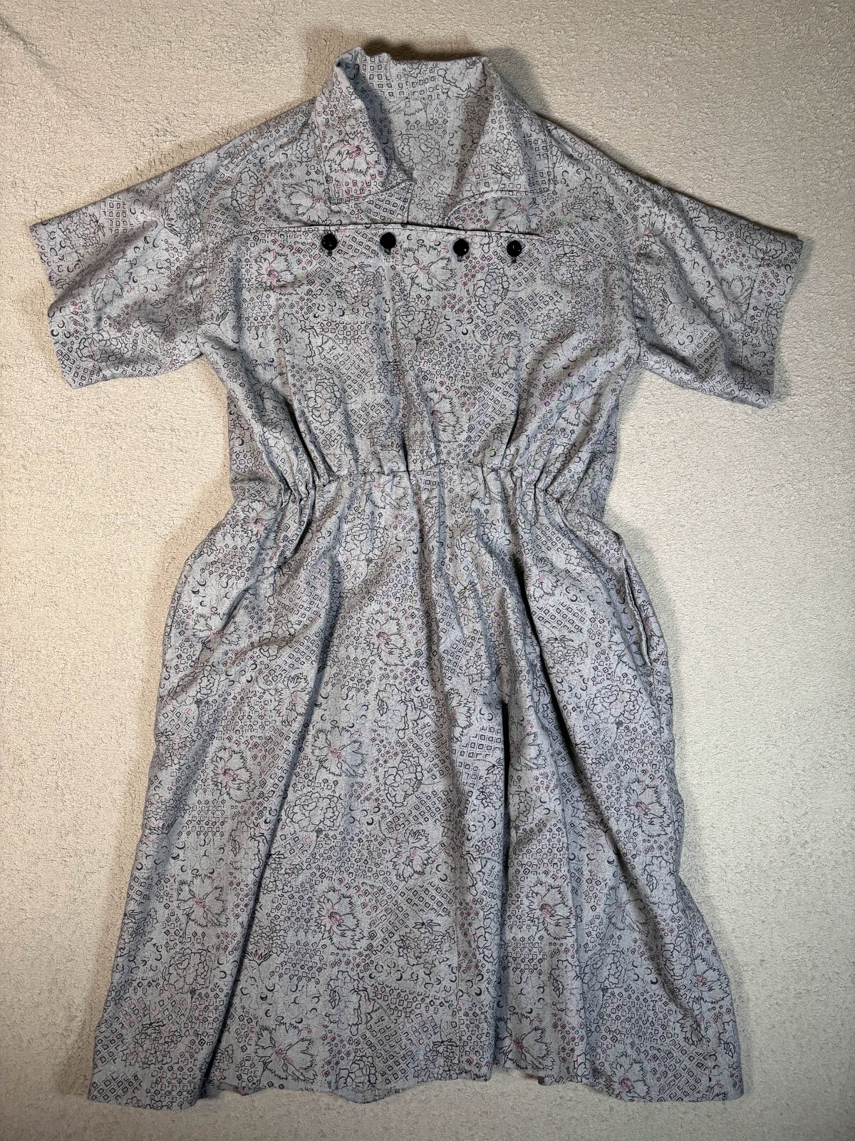 VNTG Waist 34″ Grey Apron Chest Cinch Waist Abstract Cottagecore Prairie Dress