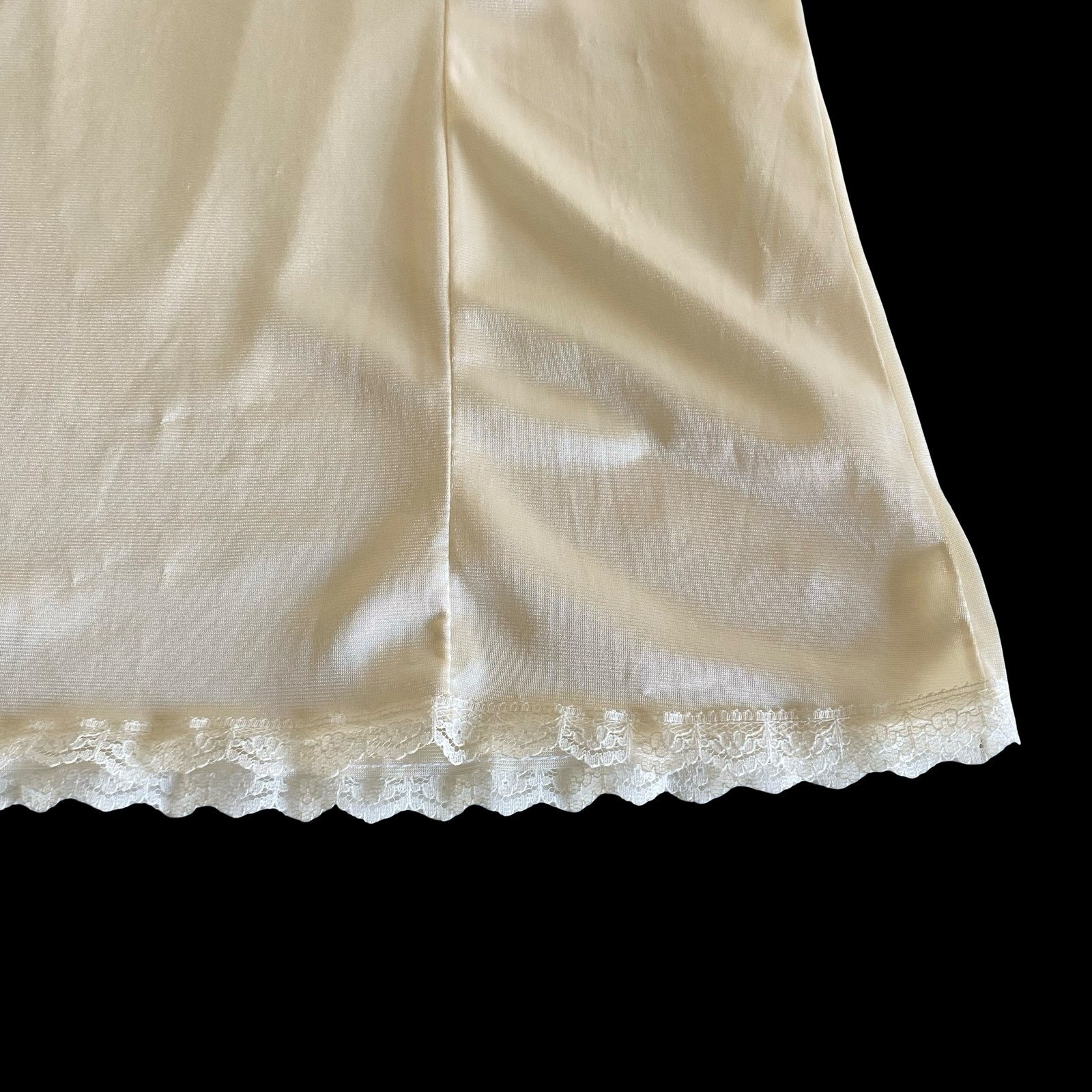 Vintage Beau Trix Ivory Lace Trim Antron III Nylon Camisole Top XL Made in USA