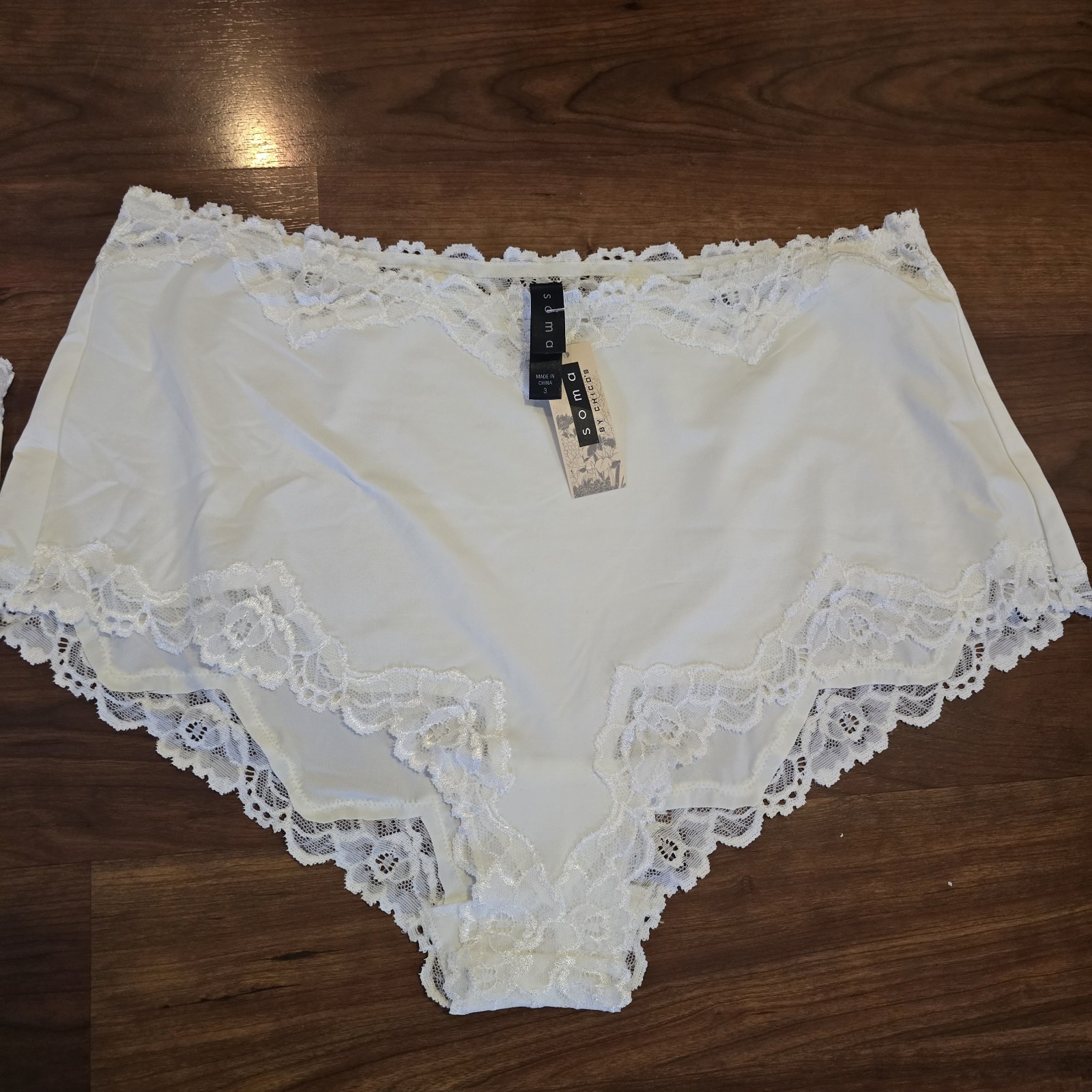 Soma By Chicos Ivory Lace Trim Lingerie Set camisole and slip Vintage Romantic