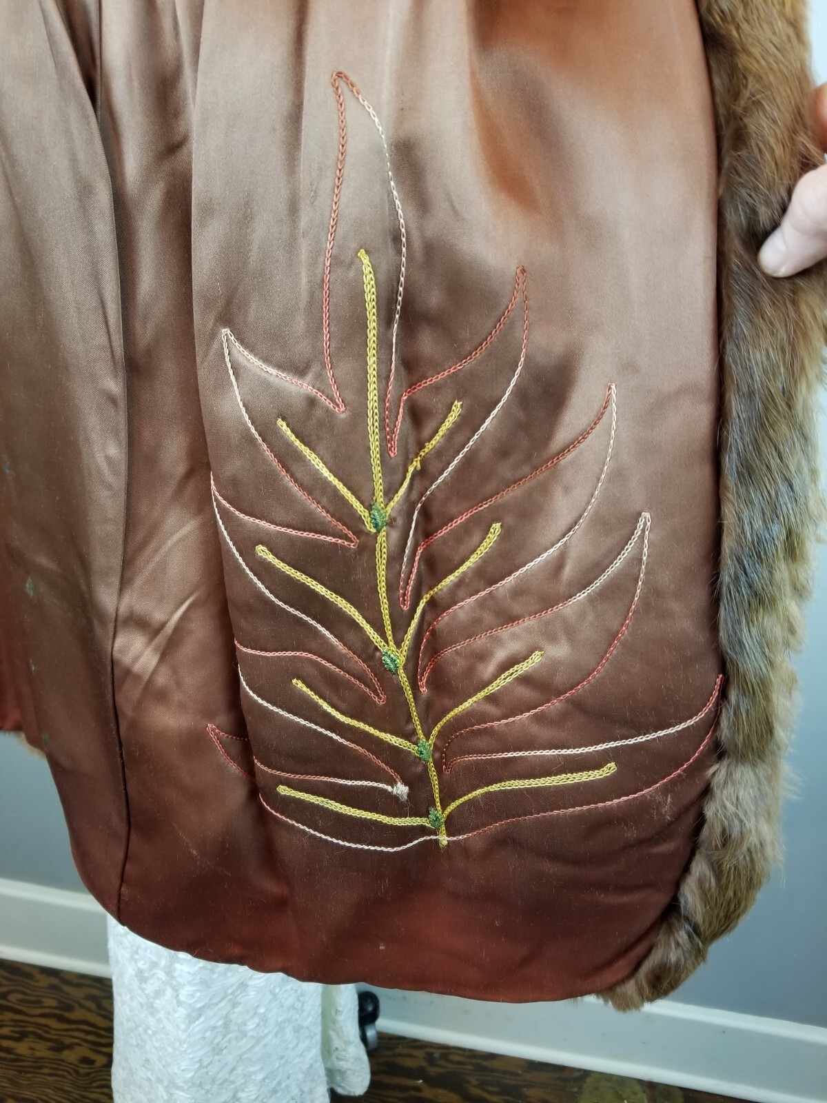 Vintage 1930’s Beautiful Brown Mink Stroller Coat w/Pockets & Embroidered Lining