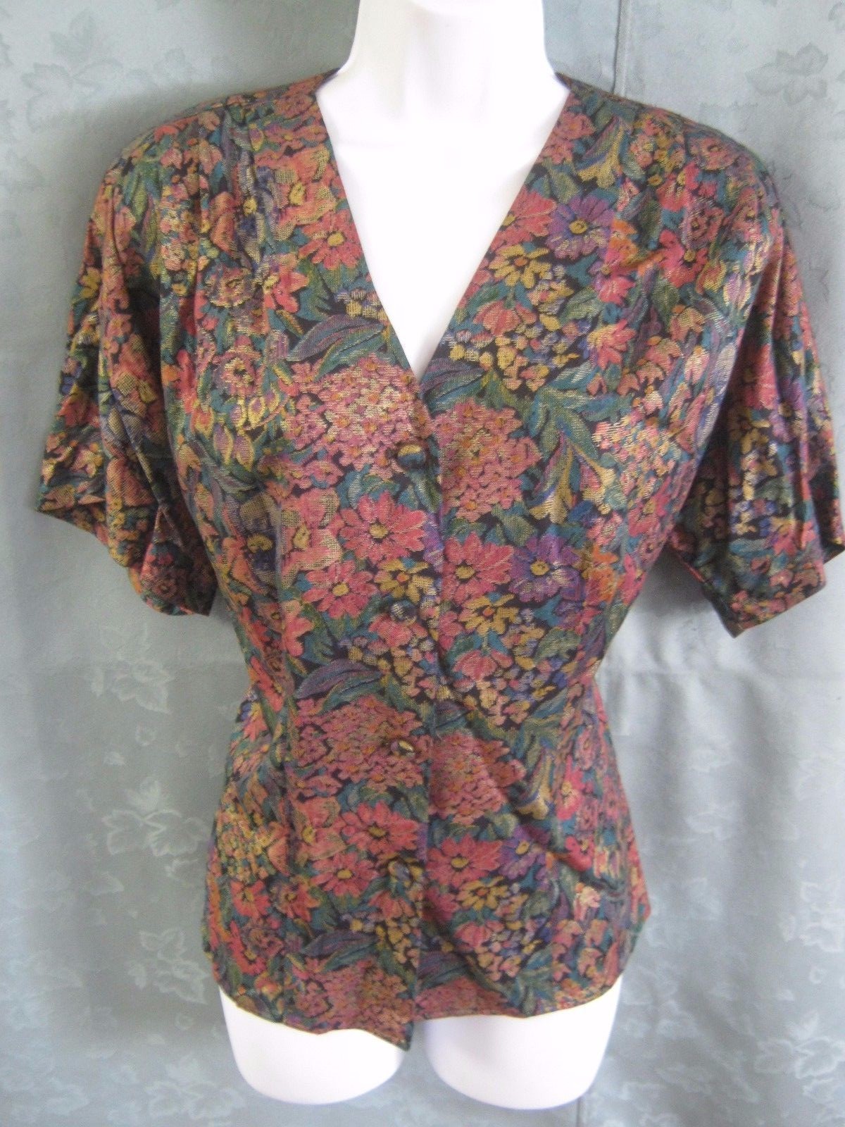 90’s In Group LTD Tapestry Print Blouse Size 8 Short Raglan Sleeve Collarless