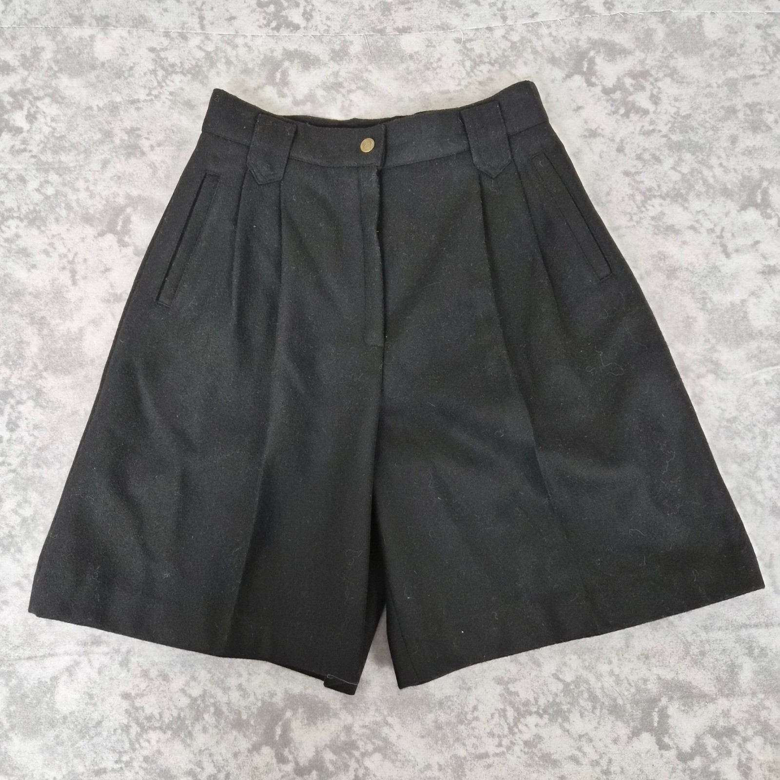 Vintage High Fashion Black Wool Shorts Women 28 Dark Academia Preppy Goth Grunge