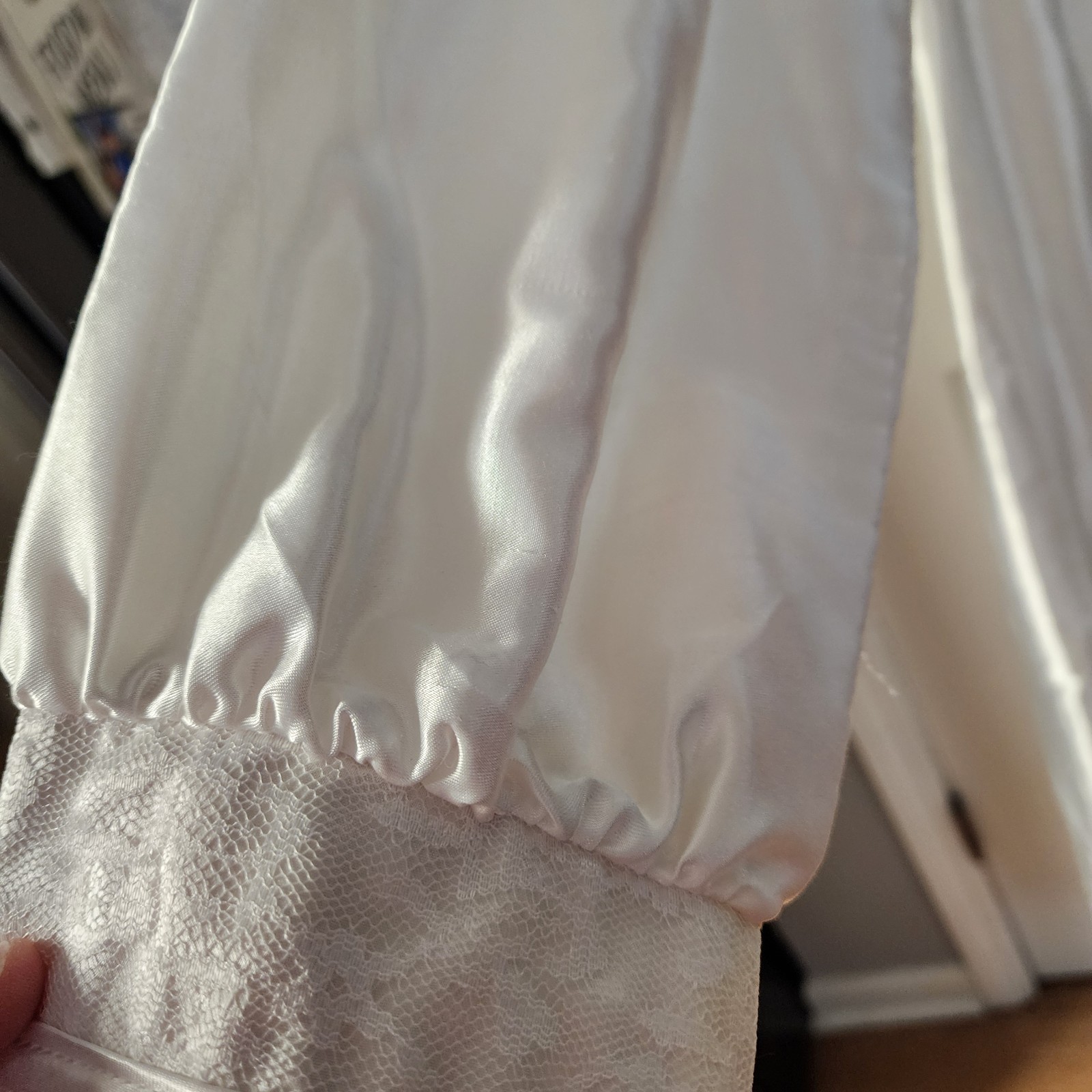 Appel Sleepwear Sz XL White Satin Night Gown Lace Neckline Button