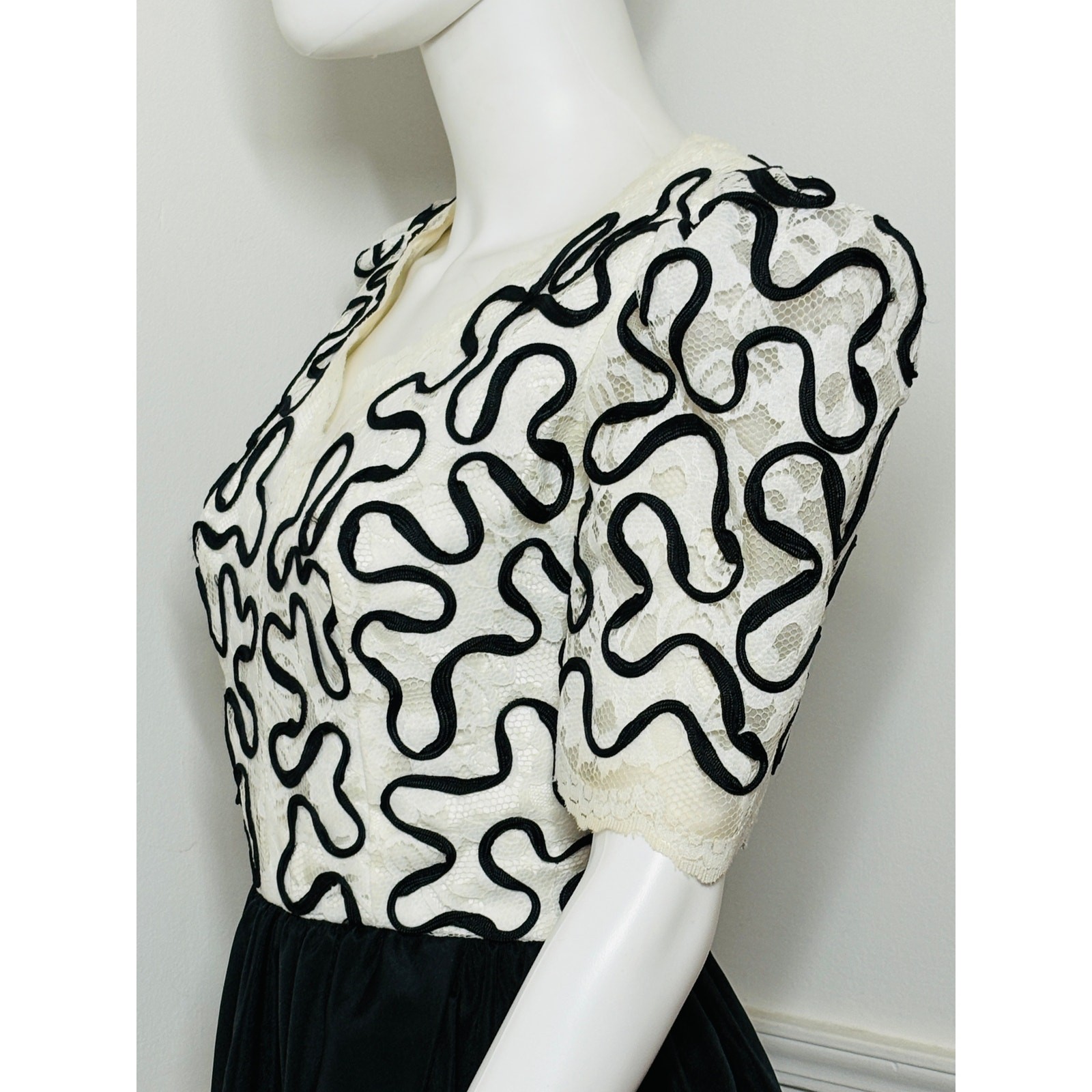 Small 1980s Vintage Black and White Lace Dress by Huey Waltzer for Darcy