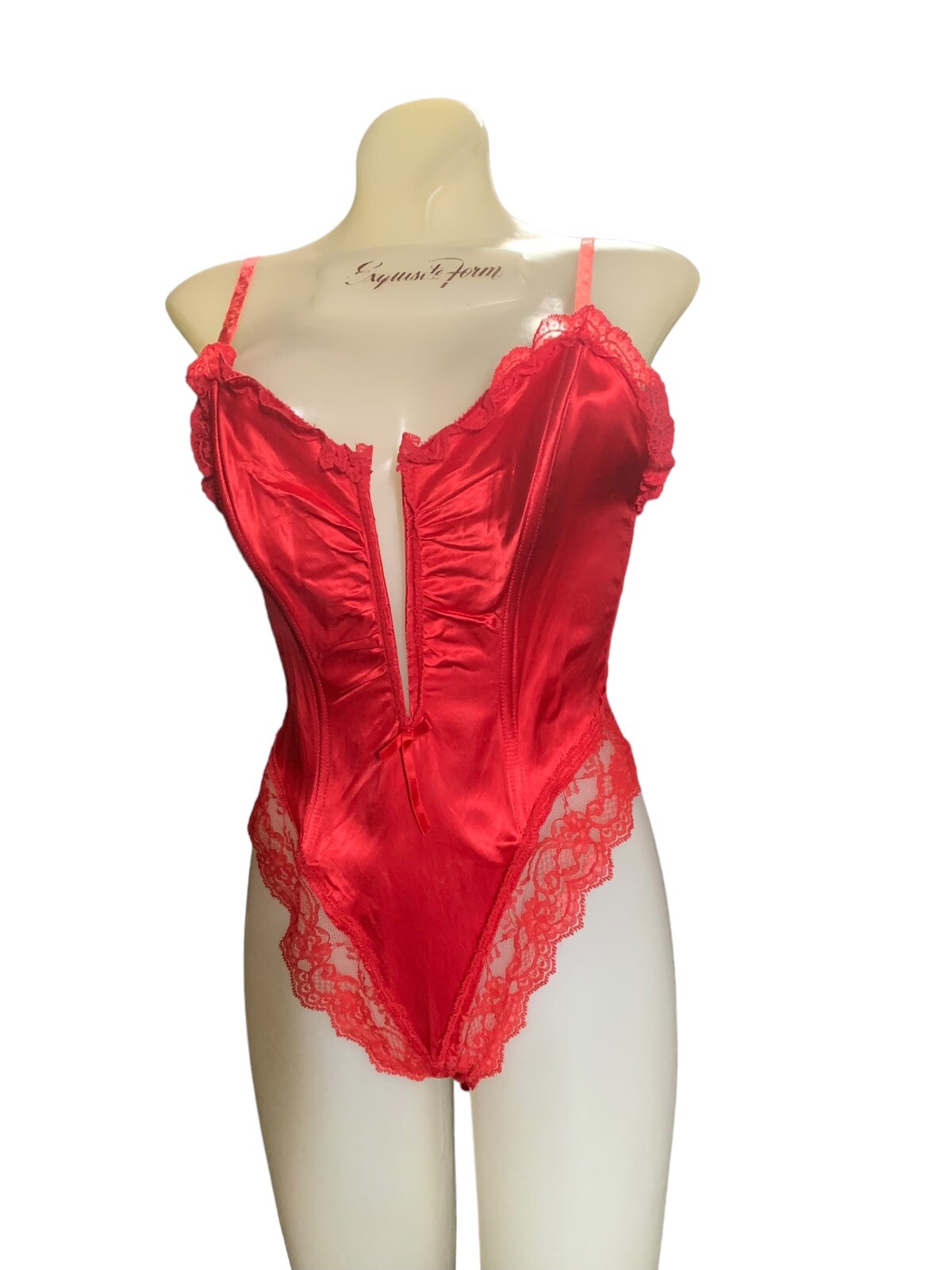 VTG E Bole GLOSSY Lipstick Red Satin Spandex TEDDY Bodysuit Bra PANTY Med Lace