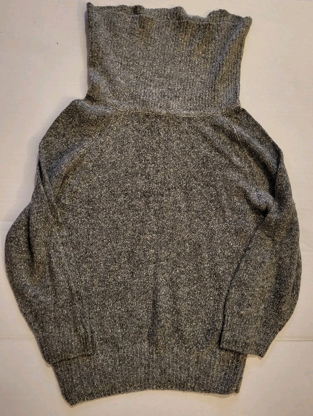VTG Heidi Women’s Sz M Gray Heather Silk/Angora Pullover Delicate Turtleneck Top
