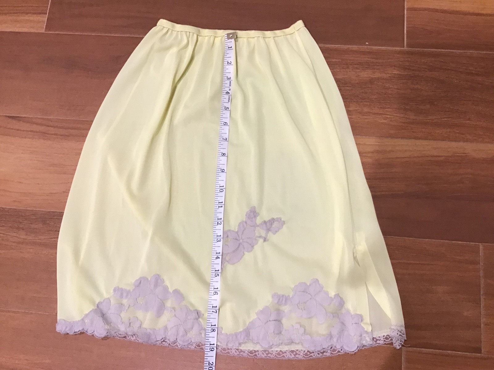 Vintage Authentic Half Slip Floral Lace Cottagecore Coquette Lingerie Medium