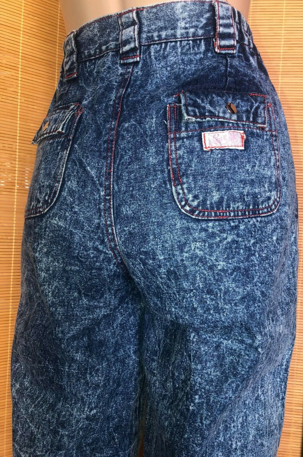 Vintage 80s Acid Washed High Waisted Denim Mom Jeans USA New Wave „LOVE ME” S