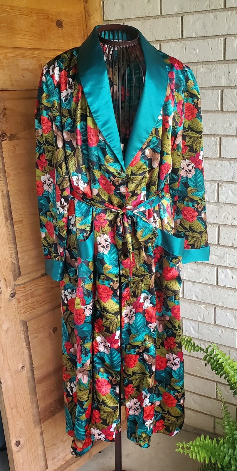 Vntg Kathryn 'Silky’ Teal Multi Floral Loungewear, Medium