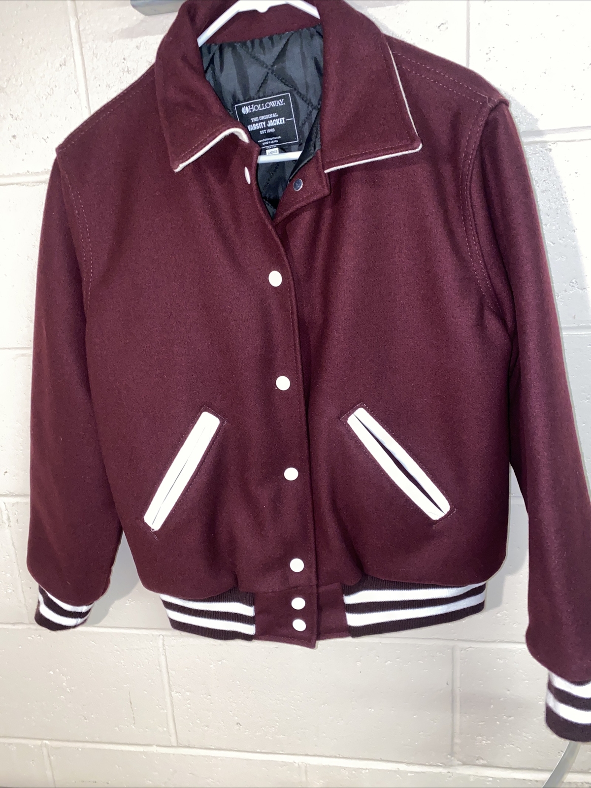 HOLLOWAY WOOL VARSITY JACKET BOMBER MAROON WHITE WOMEN’S MEDIUM. NEW!!!