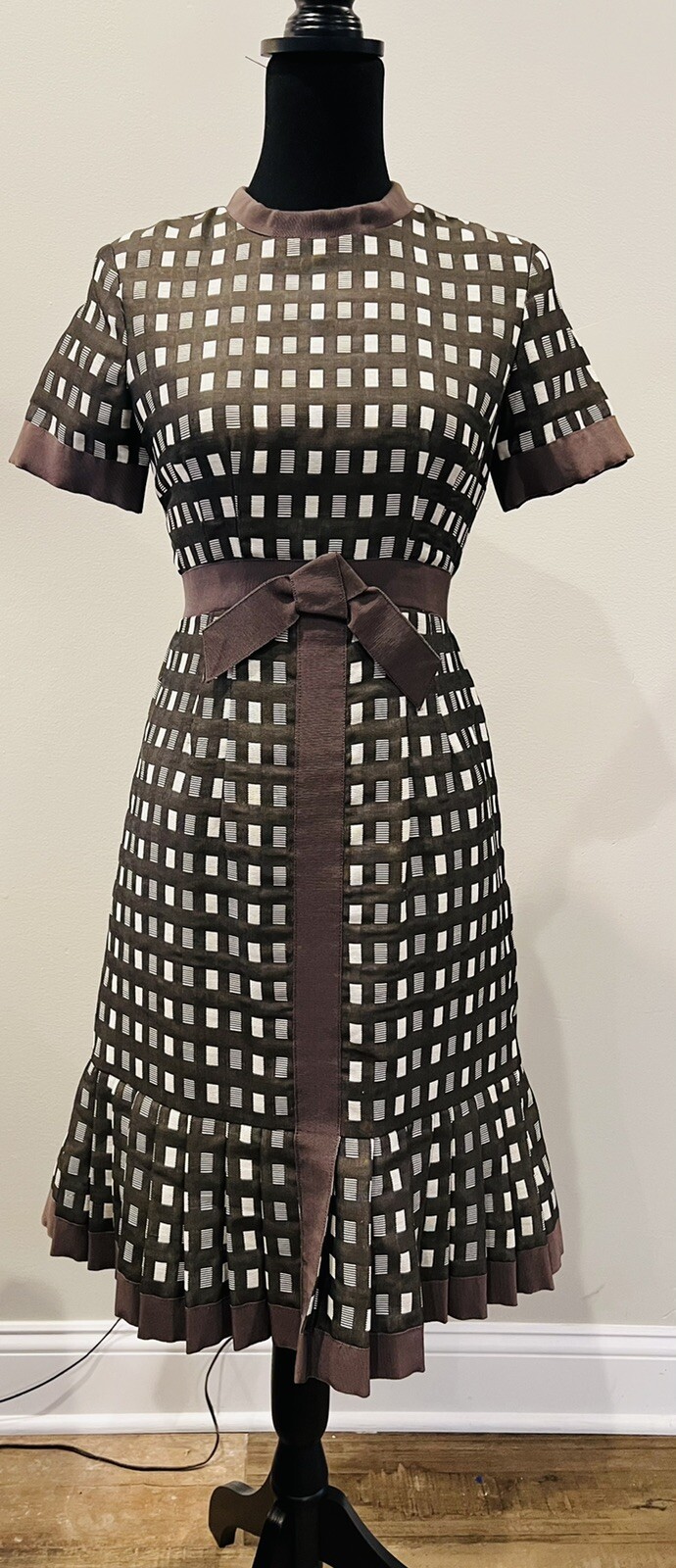 VTG Shannon Rodgers Jerry Silverman XS Brown Dress Kickpleats MCM Mad Men