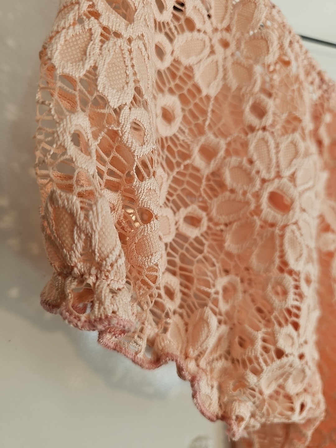Women’s Off Shoulder Top Lace Peach Beachy Sz M Baby Doll Made USA Belinda 1970