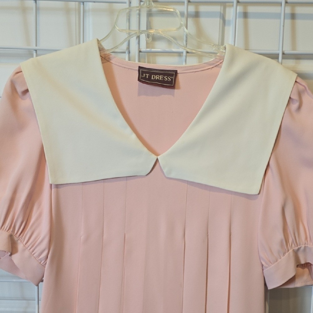 Vintage Pink Pleated Front Midi Dress with White Collar Pit To Pit 17.5″