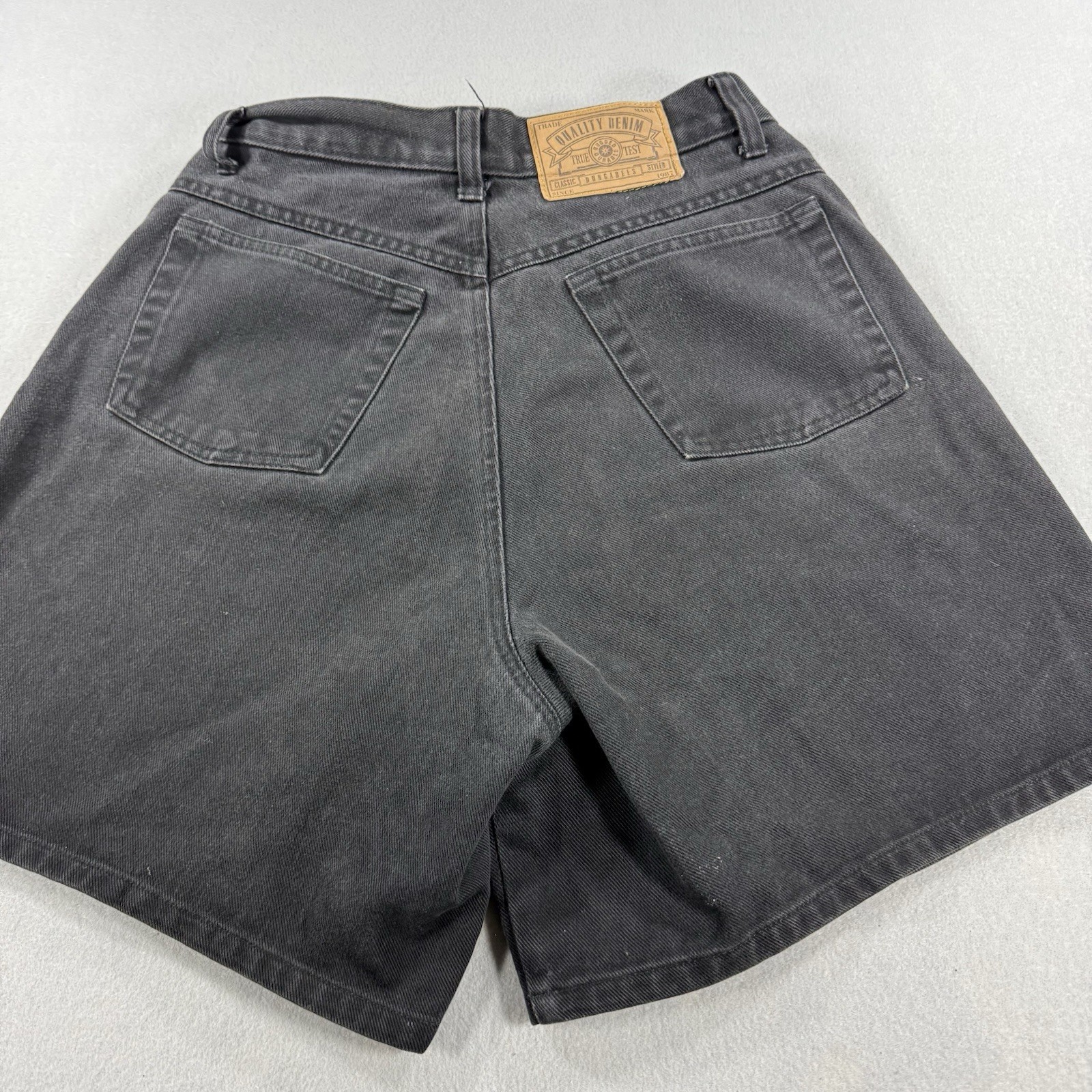 Vintage CENZA Palmetto Womens Denim Shorts Size 10 High Waisted Cuffed Black