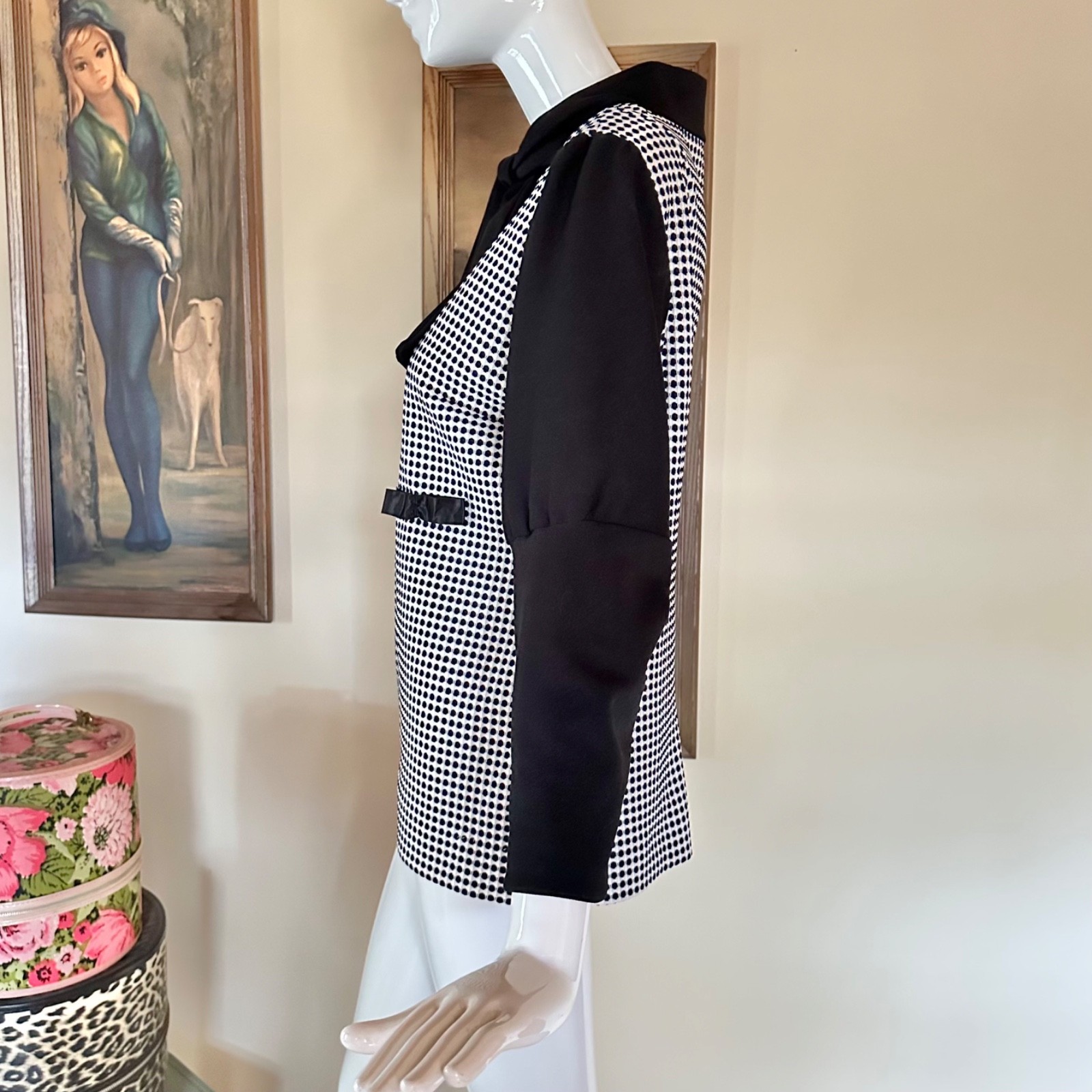 Vintage 70s Mod MAude B&W Graph Polka Dot Pussy Bow Necktie Blouse Top XL
