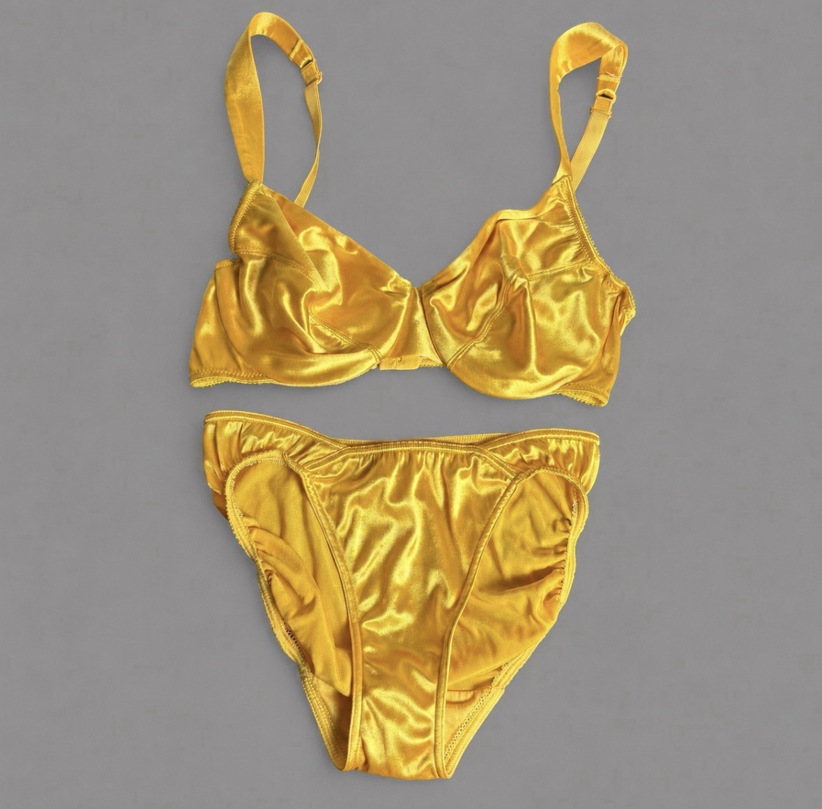 Vintage Victoria’s Secret Second Skin Satin Bra Set Golden Yellow Size 34C/S