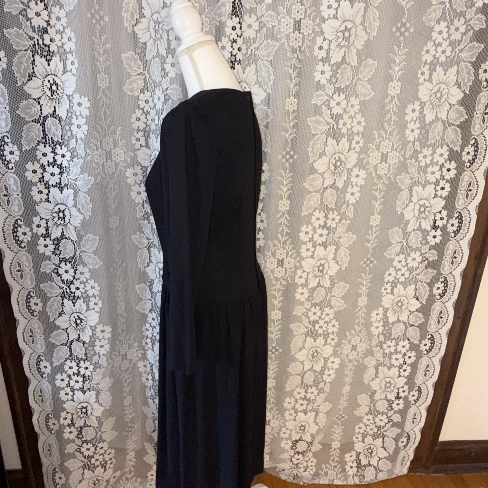 Vintage Lanz Originals Woman’s Opaque Rayon Little Black Dress Size 8 34 Bust