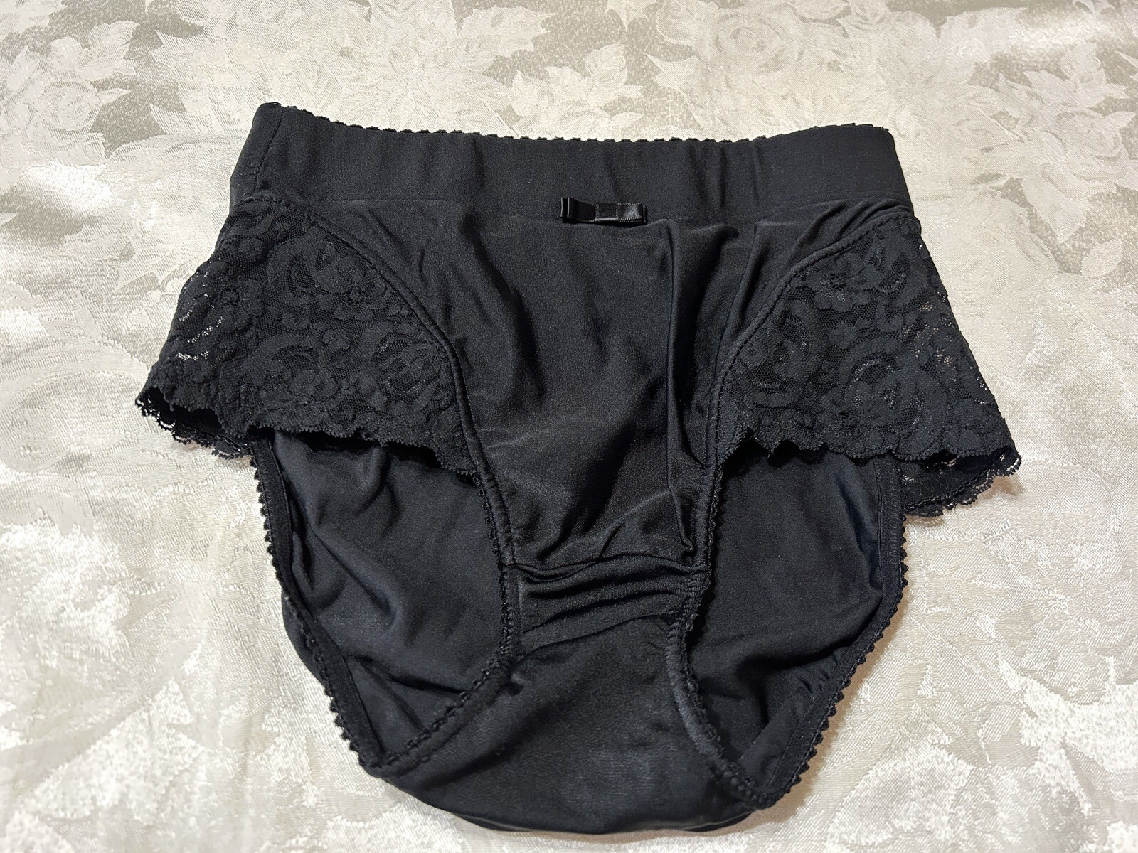 Vtg 90’s VICTORIA’S SECRET 570777 Moderate Control Shaping L Black Panties