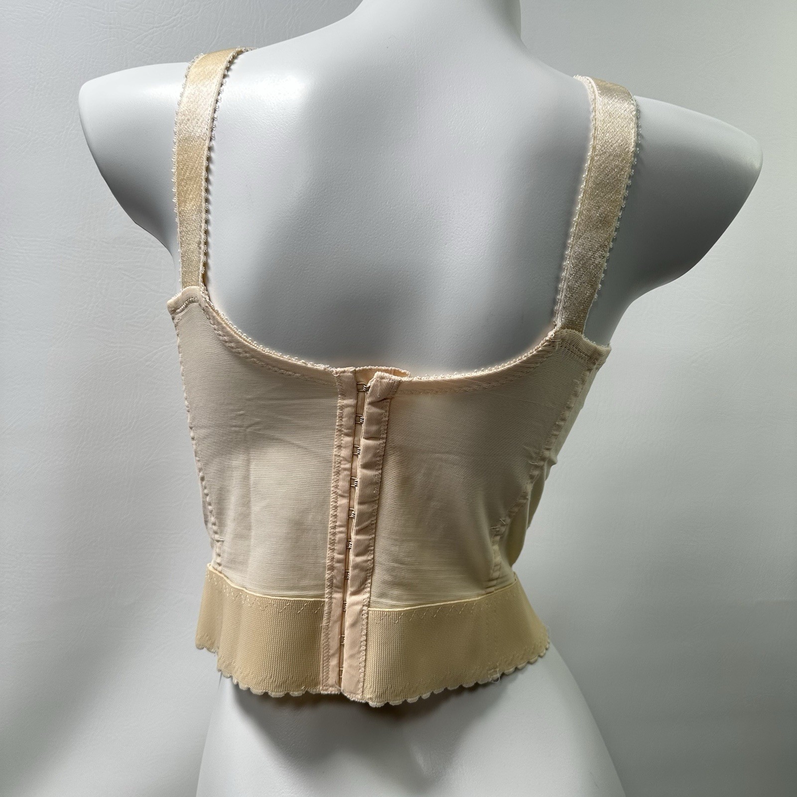 Vintage Bali 3300 Longline Bra 36D Lace Bustier Retro Pin-Up 1985