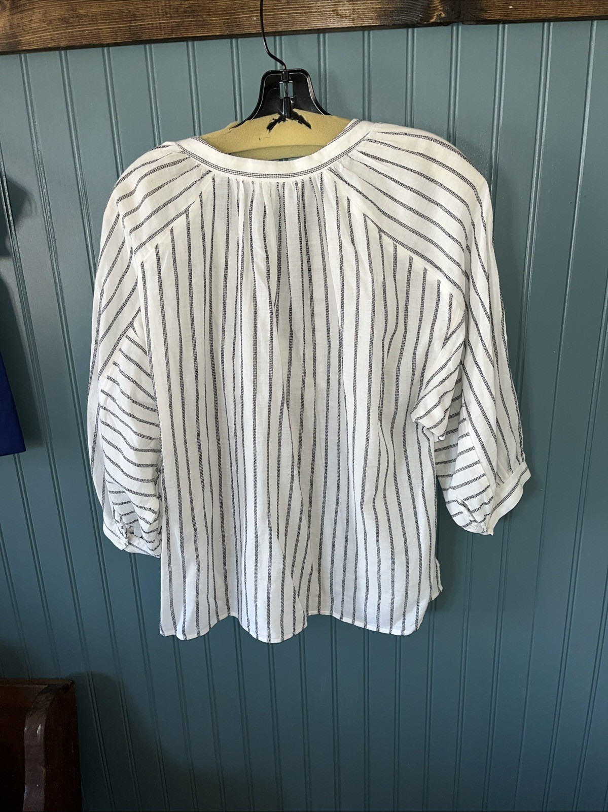 Vtg Jore Women S Half Sleeve Top Blouse White With Black Strips V Neck