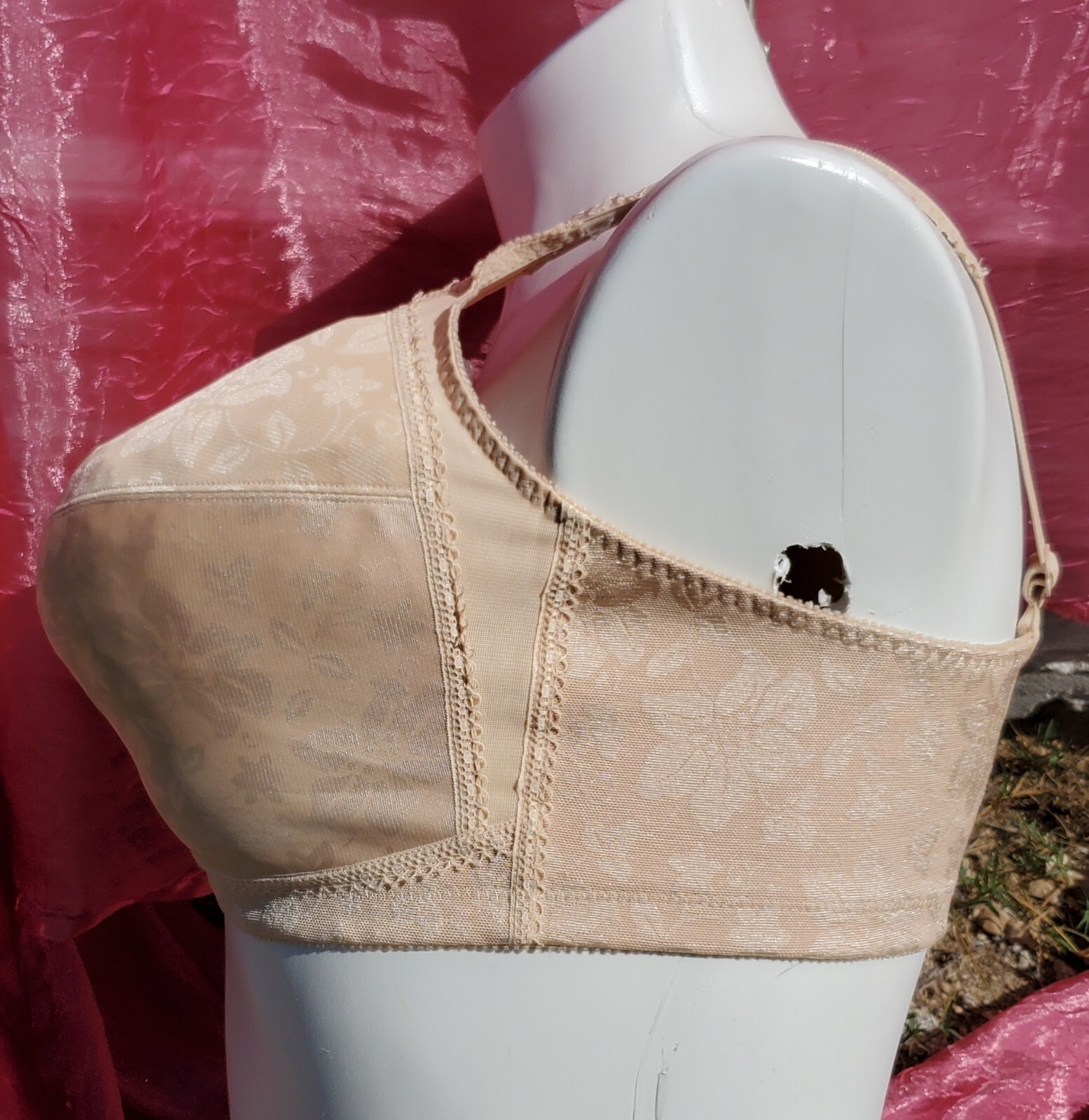Underscore Bra Size 42D Beige Silky Lace Sexy Sissy Pin-up Crossdress Y2K