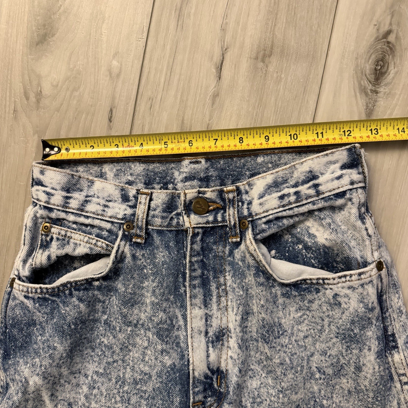 Vintage Chic Acid Wash Jeans USA Size 8 (Runs Small) 24×28 Tapered High Waist