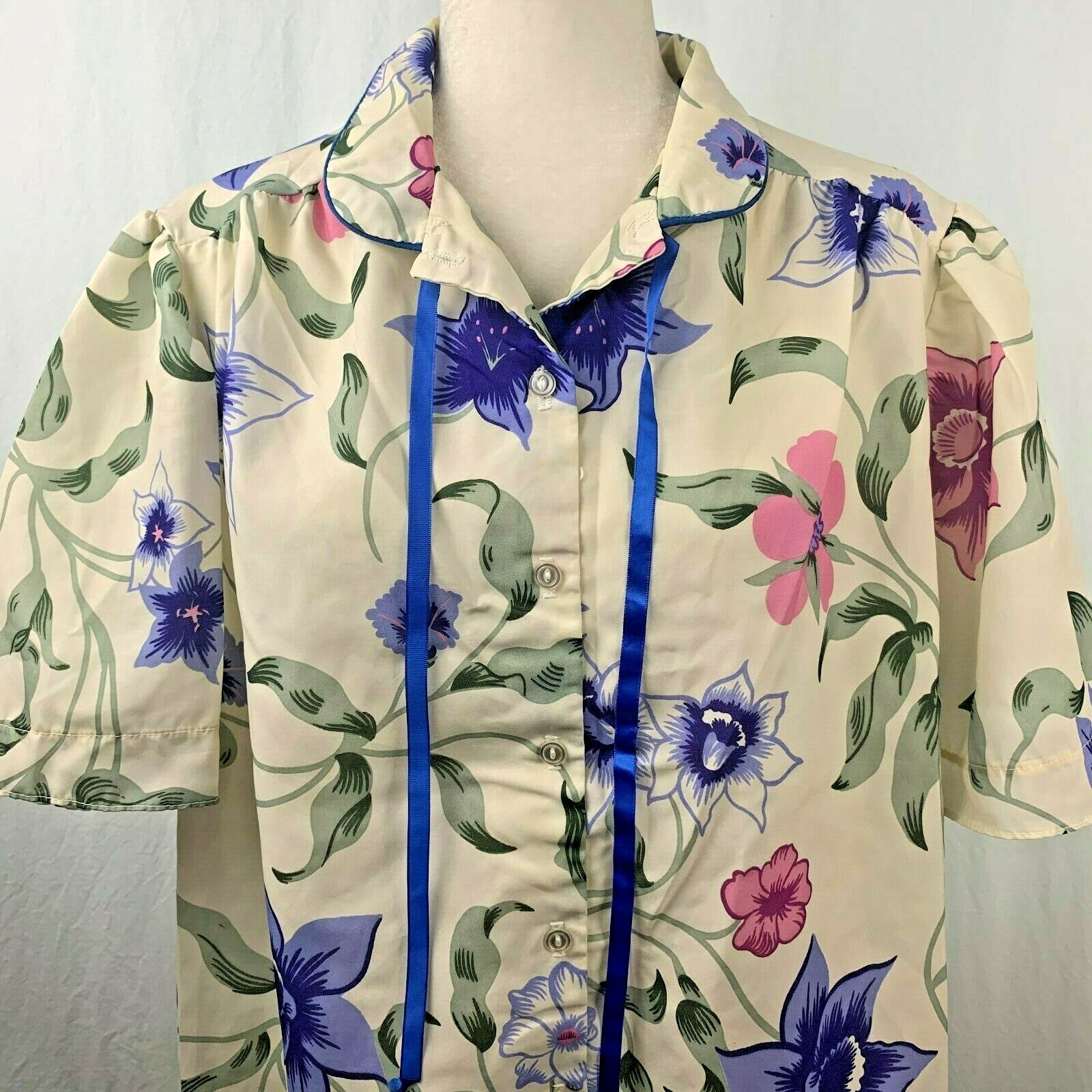 Vintage 70s Blouse Shirt Collared Button Front Womens XL Ivory Blue Pink Floral