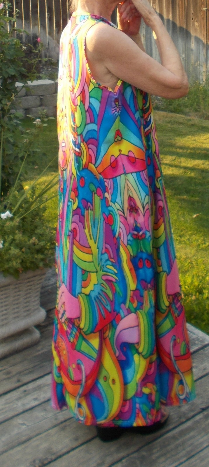 Vintage 1970’s Psychedelic Guitar Player Kaftan Dress Size L