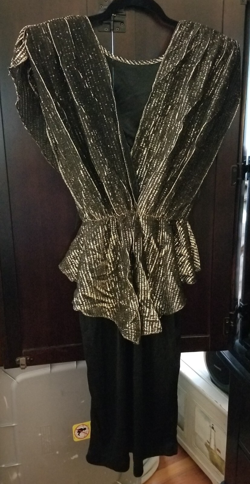 Vintage Nuance Gold Shimmer and Black Dress – Size 11