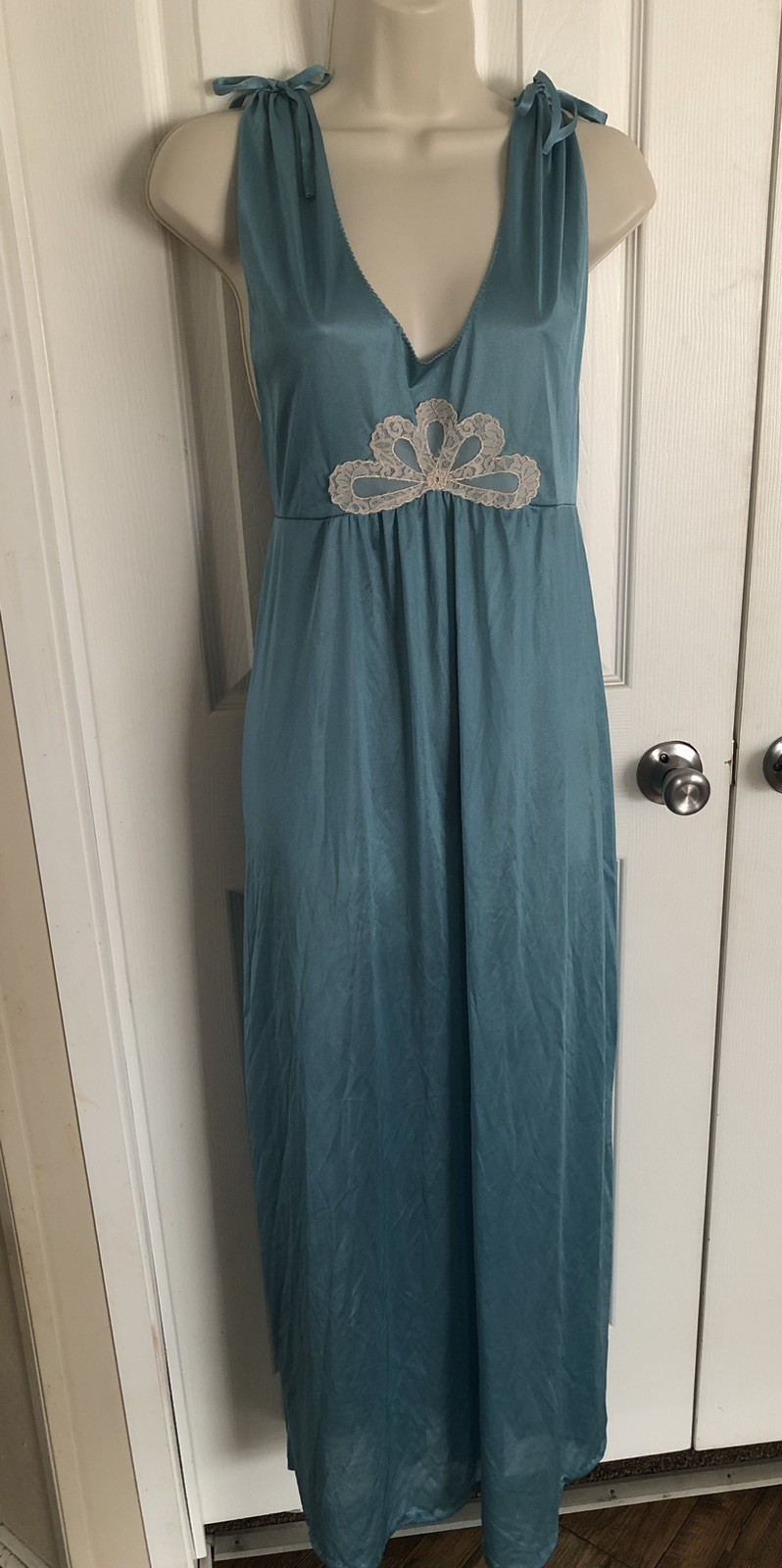 Vintage Lady Cameo Lingerie Sheer Nightgown Large Blue Pullover Babydoll Sexy