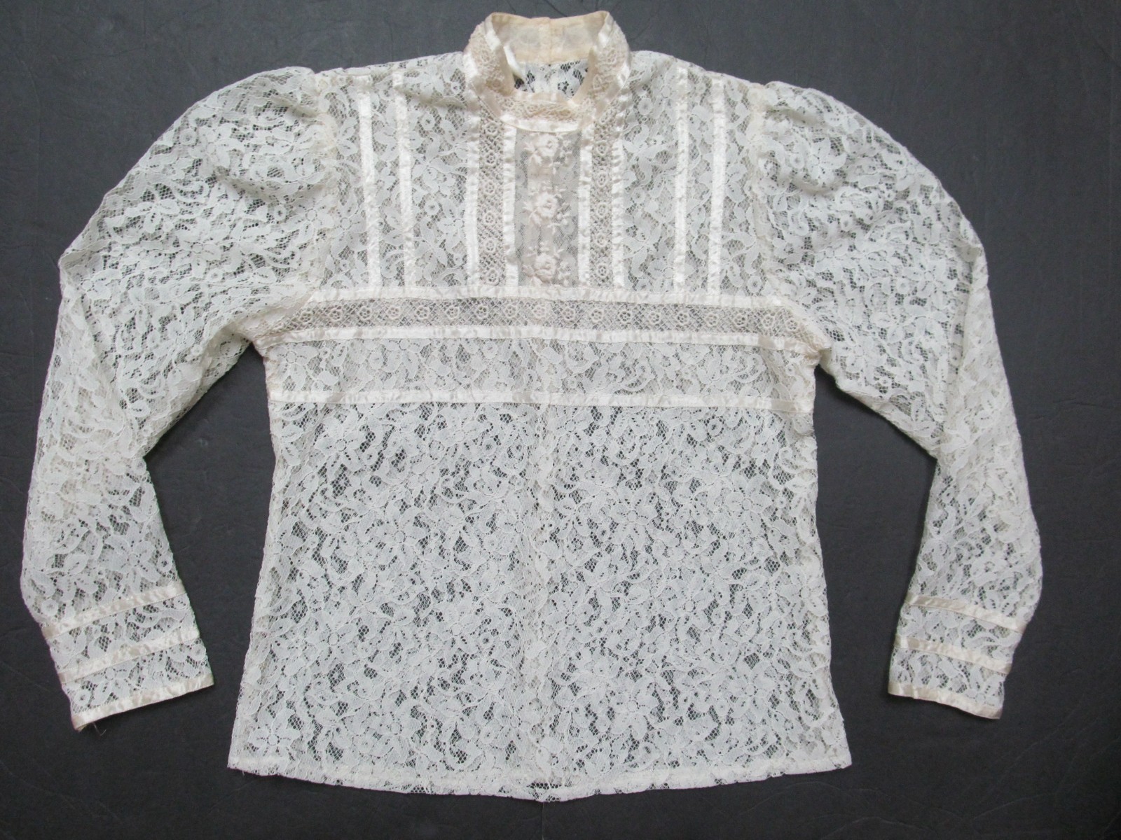 VTG gunne sax lace top ivory/ecru No size See photos for measurements
