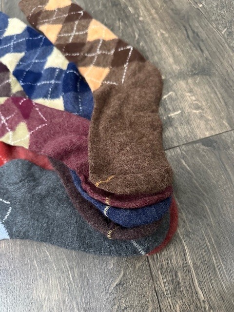 VTG 80s Argyle Sample Set NOS Mis Matched 6 pcs Red Brown Grey Blue Socks