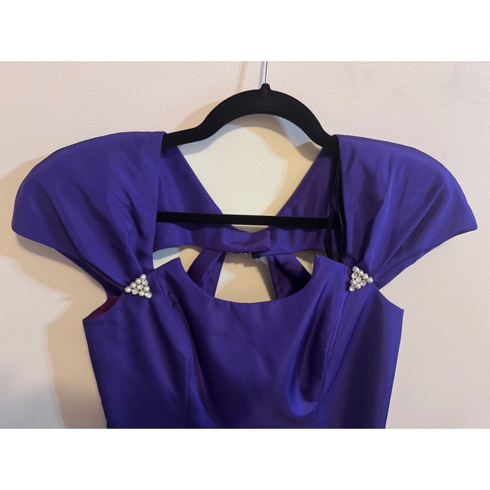 Vintage En Francais Huey Waltzer Purple Satin Cocktail Dress Pearl Detail Sz 8