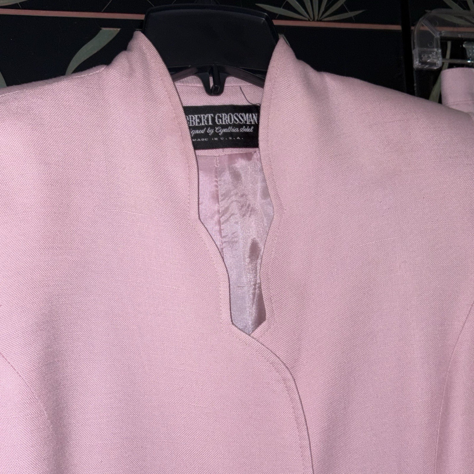 Vintage Pink Women’s Skirt Set – Elegant Two-Piece Ensemble, Stunning!