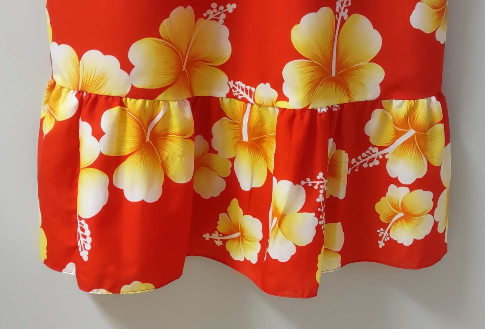 Vintage POMARE Red Yellow Hawaiian Flower Ruffle Dress XS