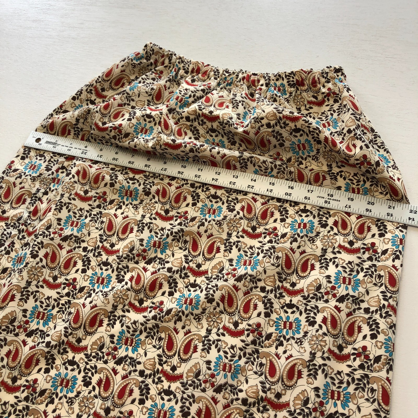 vtg 1970s COPLEY SQUARE Ltd Pull On Maxi Skirt Waist fits 25″-31″ Satin Paisley