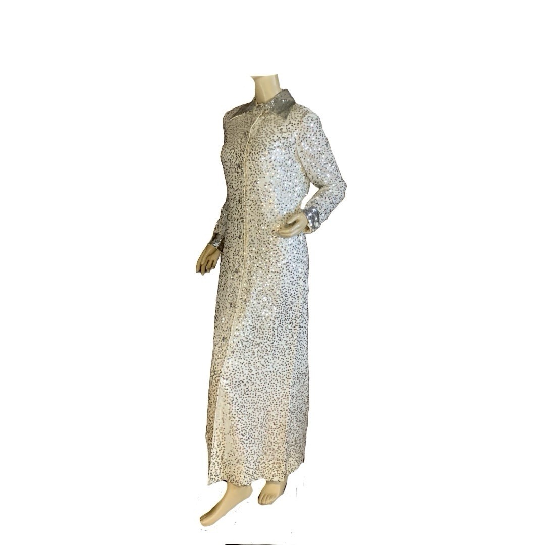 VINTAGE 1960’S CREAM & SILVER SEQUIN LONG SLEEVE PARTY DRESS SIZE SMALL