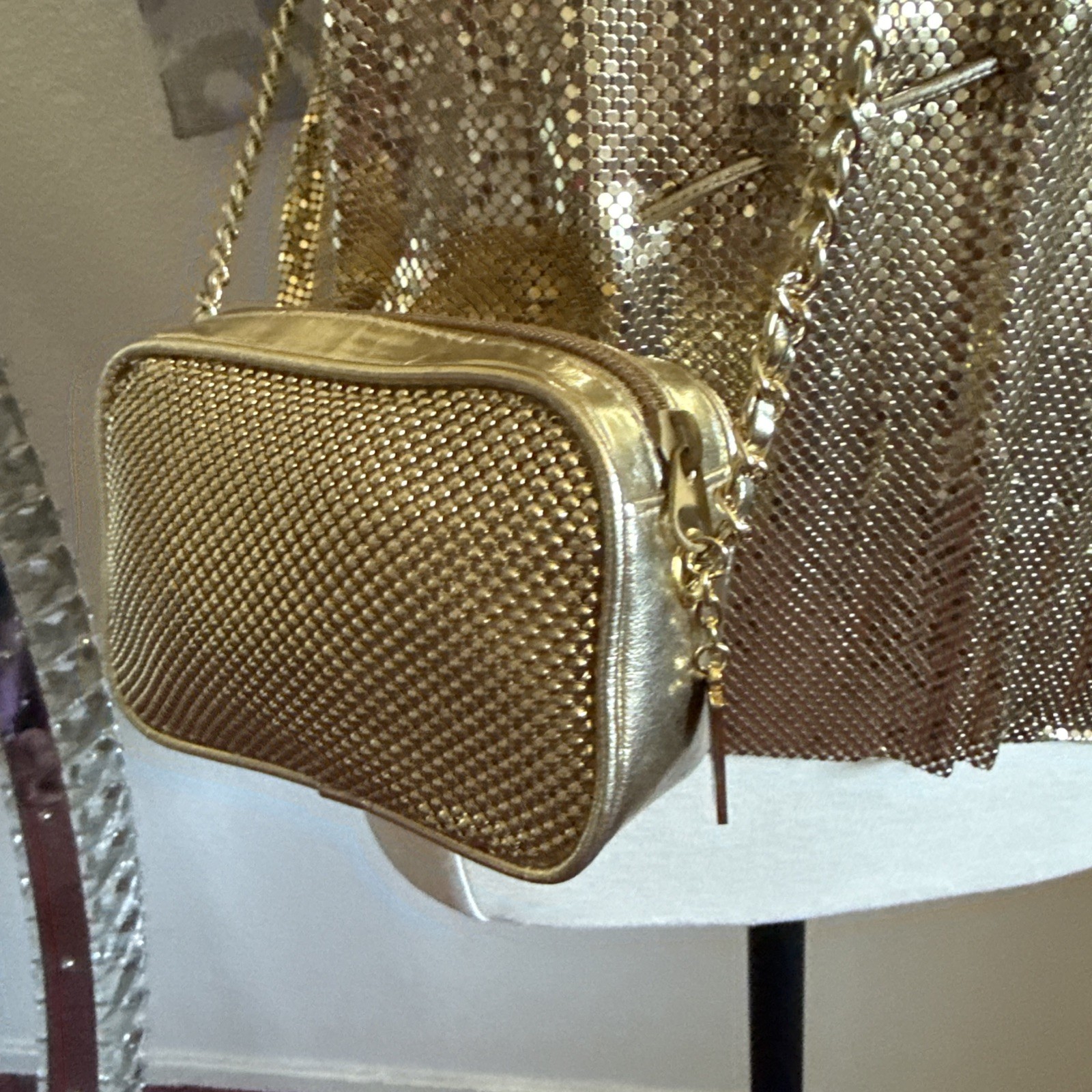 VTG Sexy Whiting & Davis Vintage Metal Mesh Gold Top Bag Liquid Chain Mail RARE