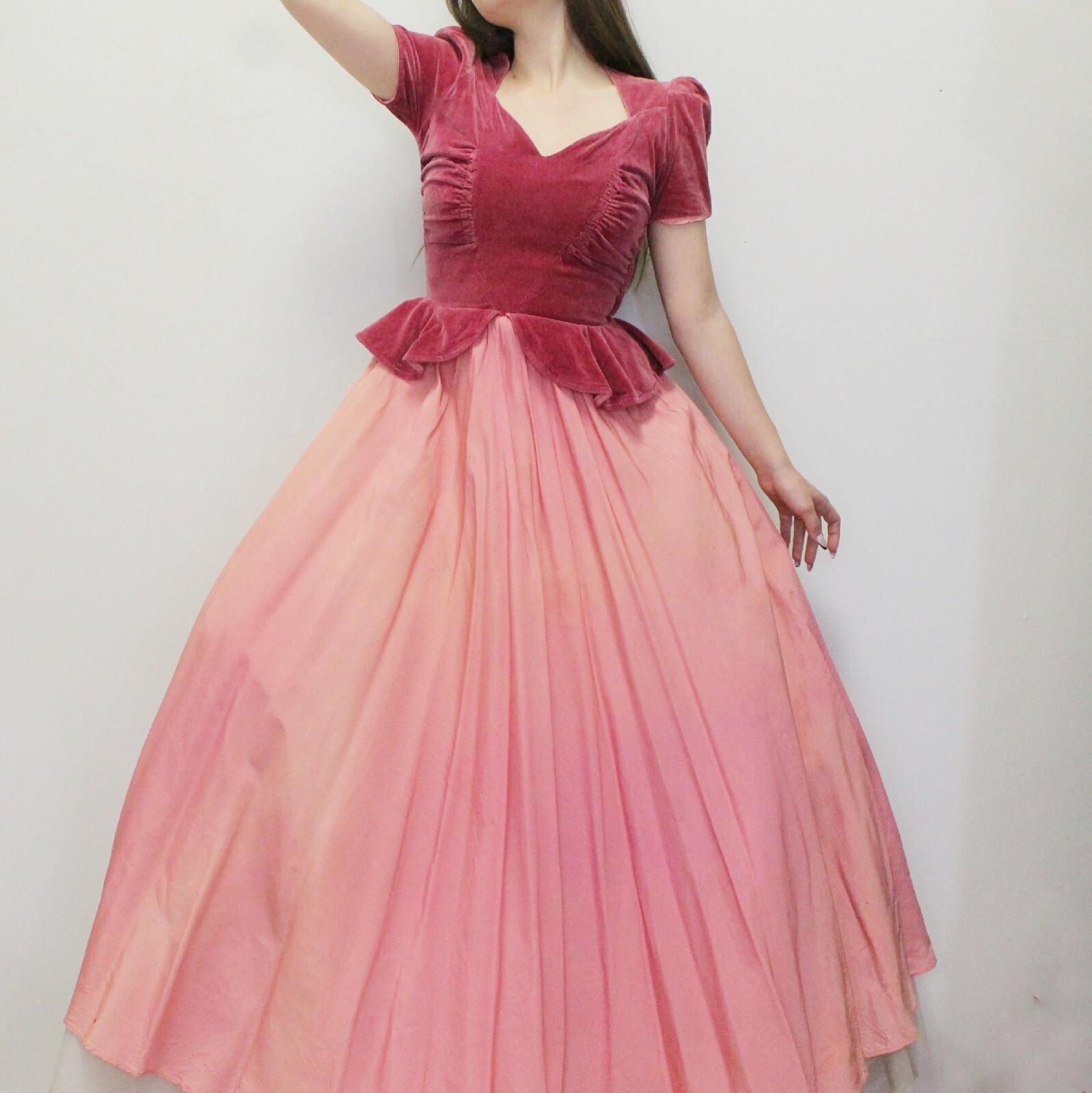 Vintage 30s/40s Pink Velvet Peplum Prom Dress Evening gown