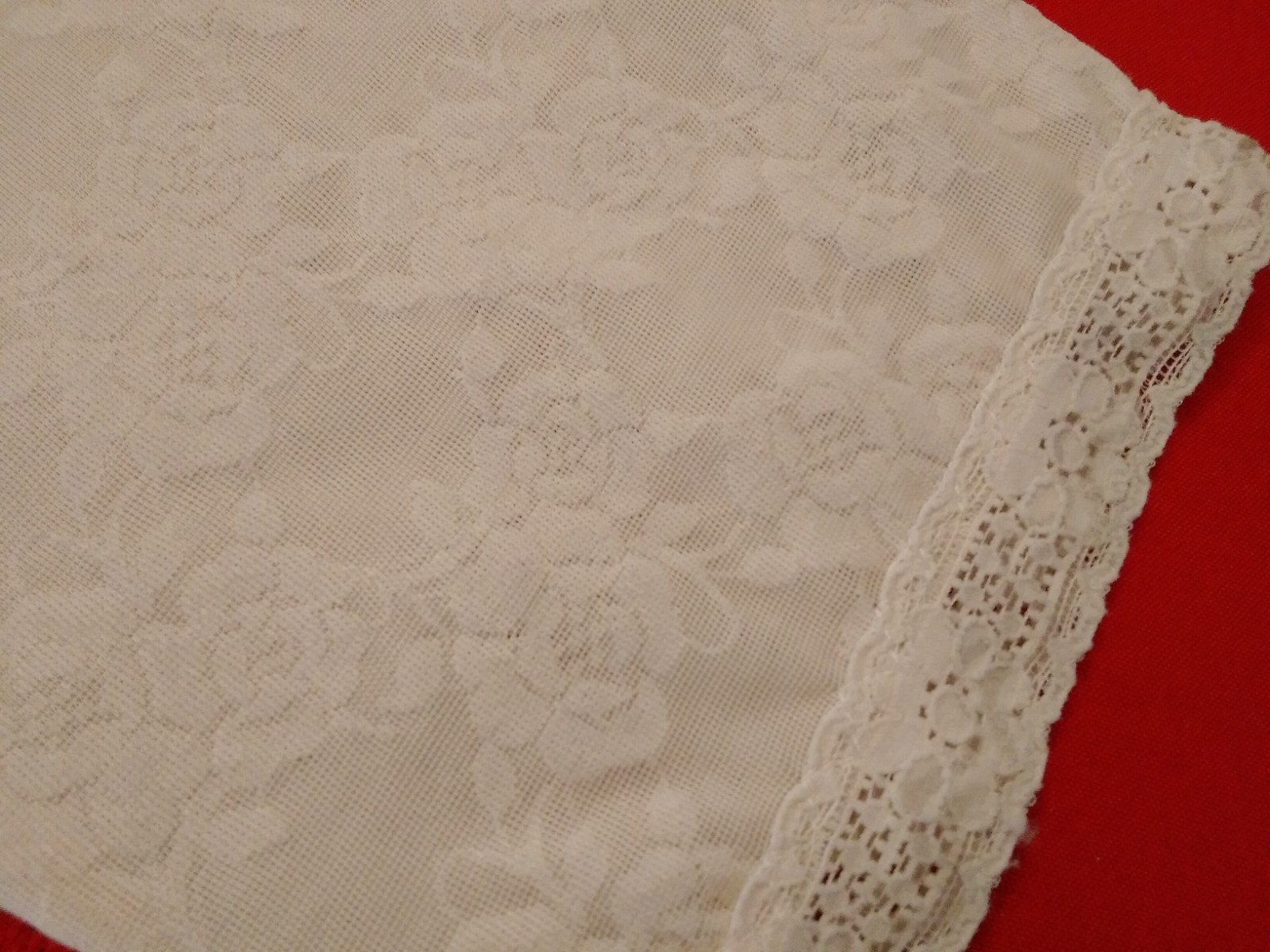 Vintage Crownette Capri Pant Shaper Girdle SZ 32 Light Beige Lace Design Trim