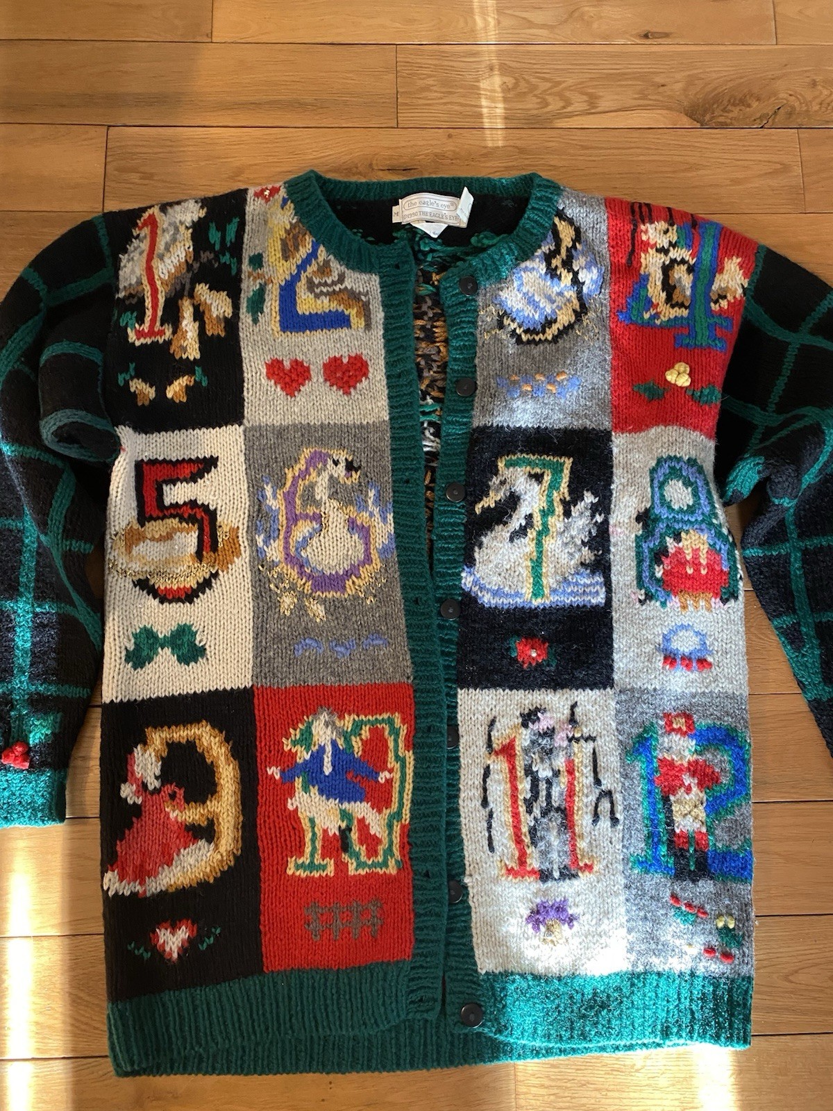 VTG THE EAGLE’S EYE HAND KNIT „AND A PARTRIDGE IN A PEAR TREE” CARDIGAN M
