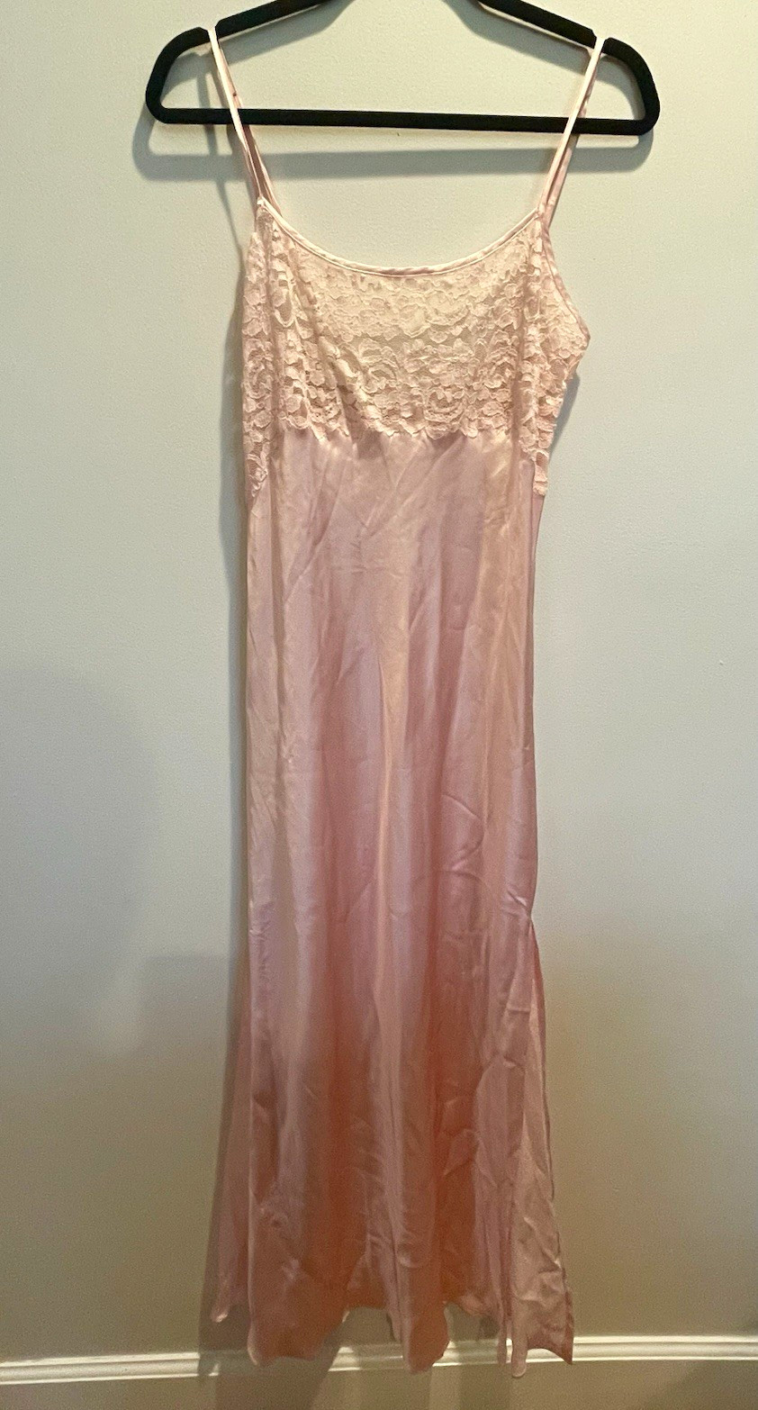 Vintage Victoria’s Secret Pink Silk Lace Full Slip Spaghetti Straps Size s