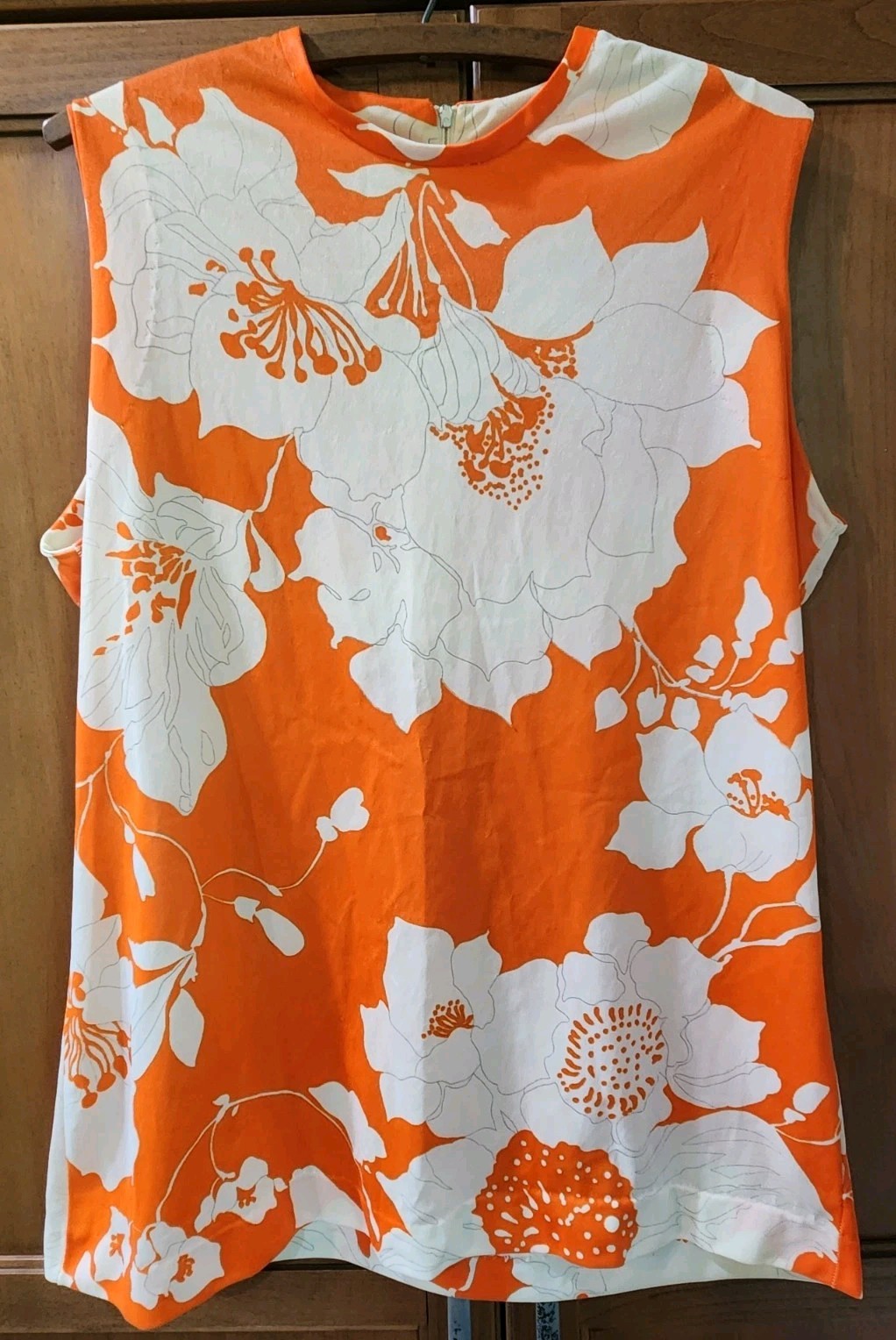 Vintage Lady Jane Colby Nylon Sleeveless Orange Shirt w/White Flowers Sz 40