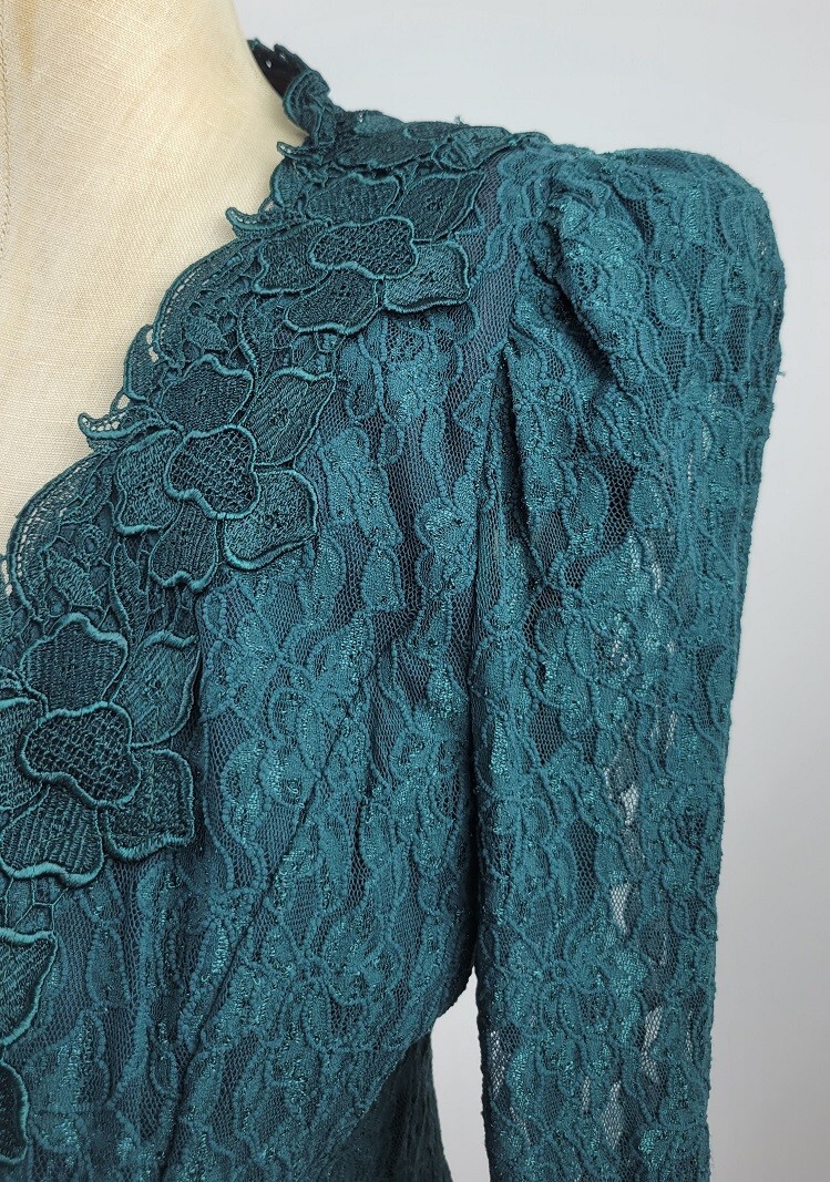NWT Vintage Cachet by Bari Protas Green lace women’s Skirt Top Jacket Set 11/12